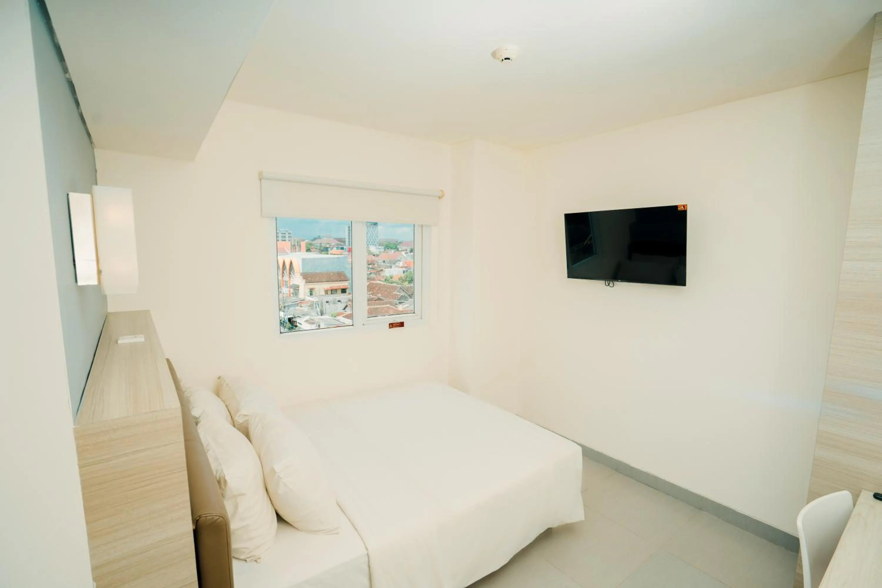 Bedroom, Bed in Carani Hotel Yogyakarta