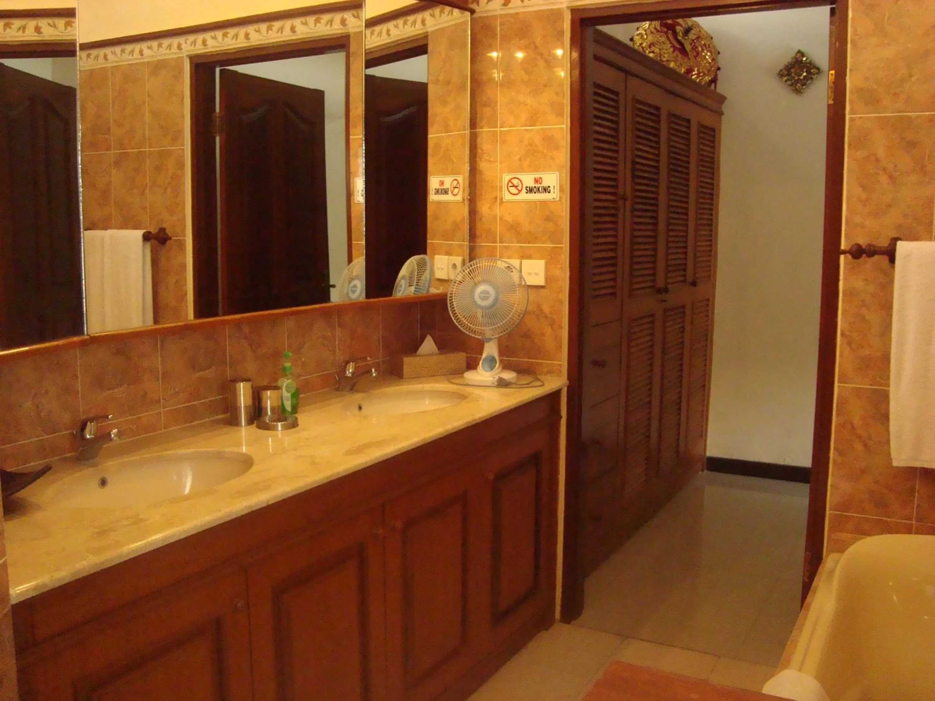 Bathroom in Bali Emerald Villas