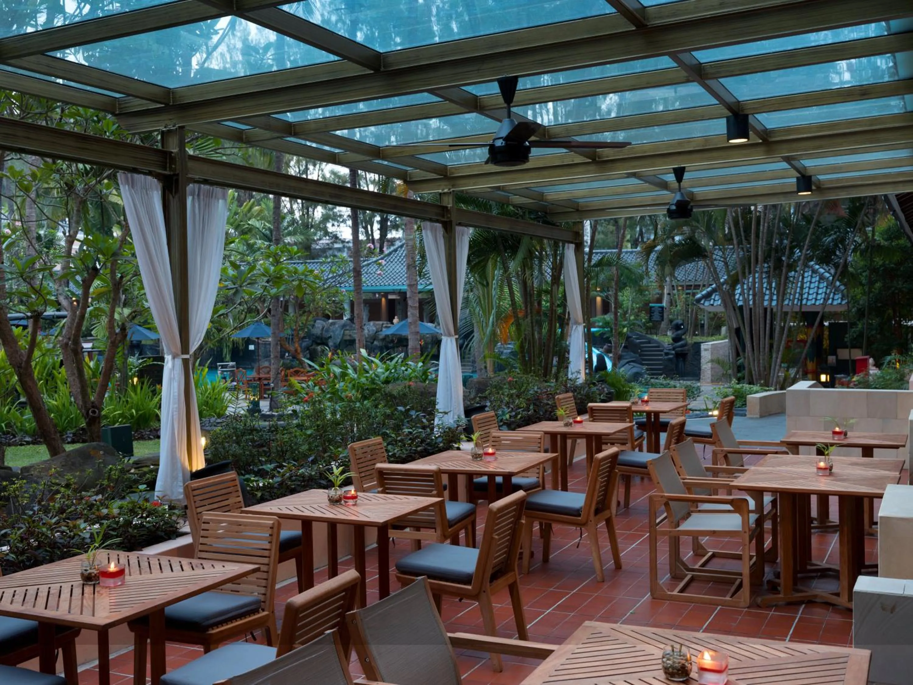 Lounge or bar in Melia Purosani Yogyakarta