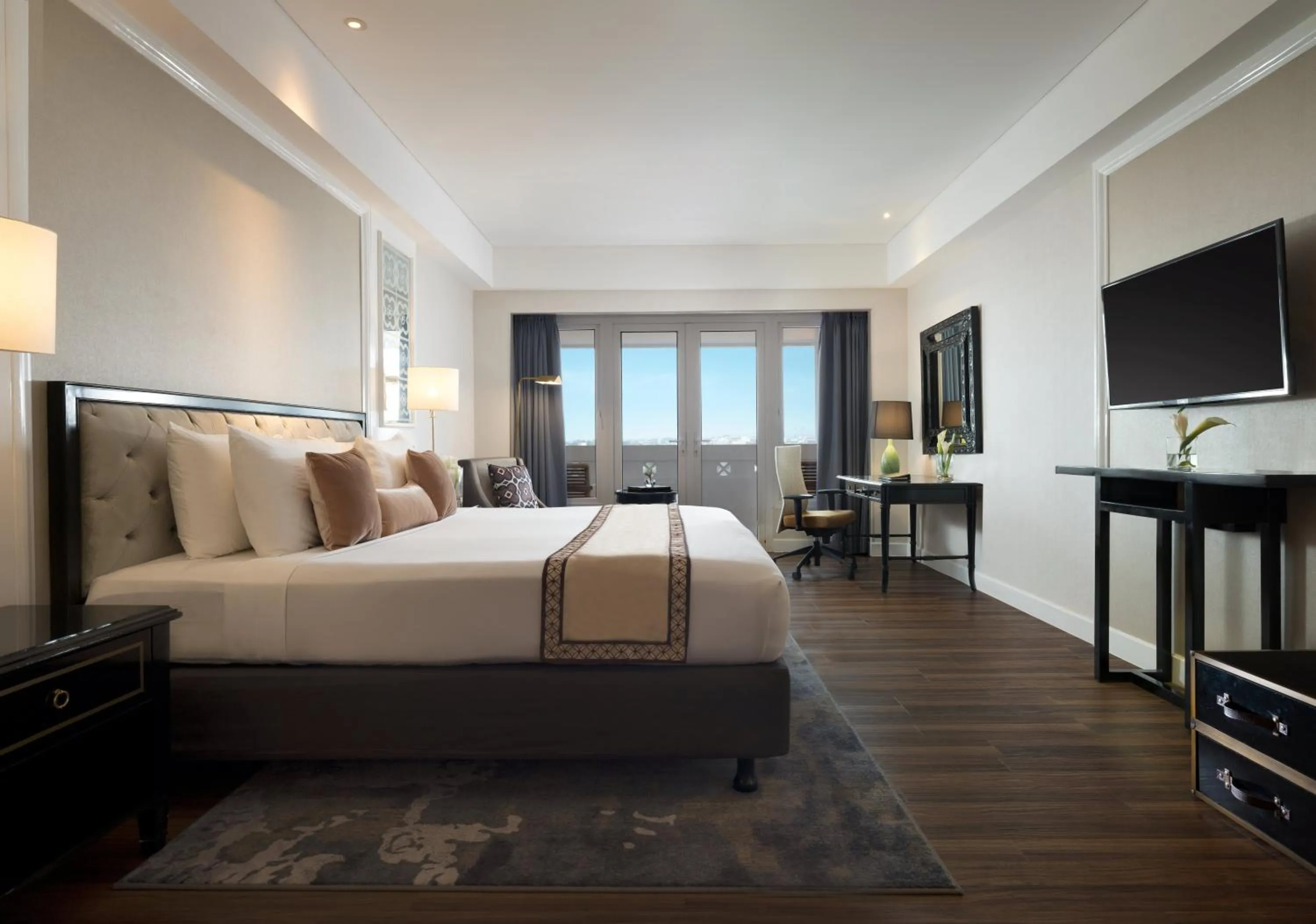 View (from property/room), Bed in Melia Purosani Yogyakarta