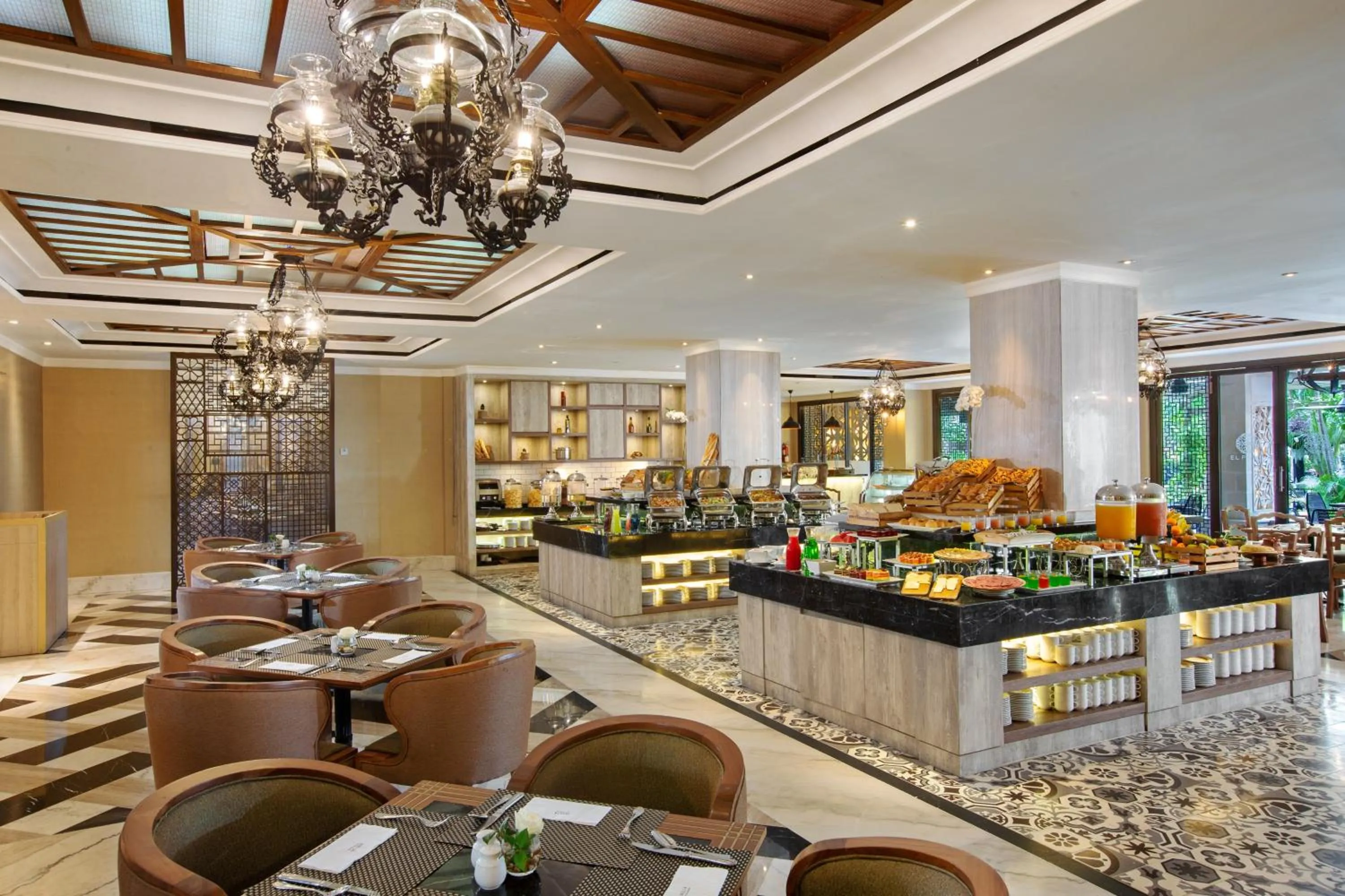 Restaurant/places to eat in Melia Purosani Yogyakarta