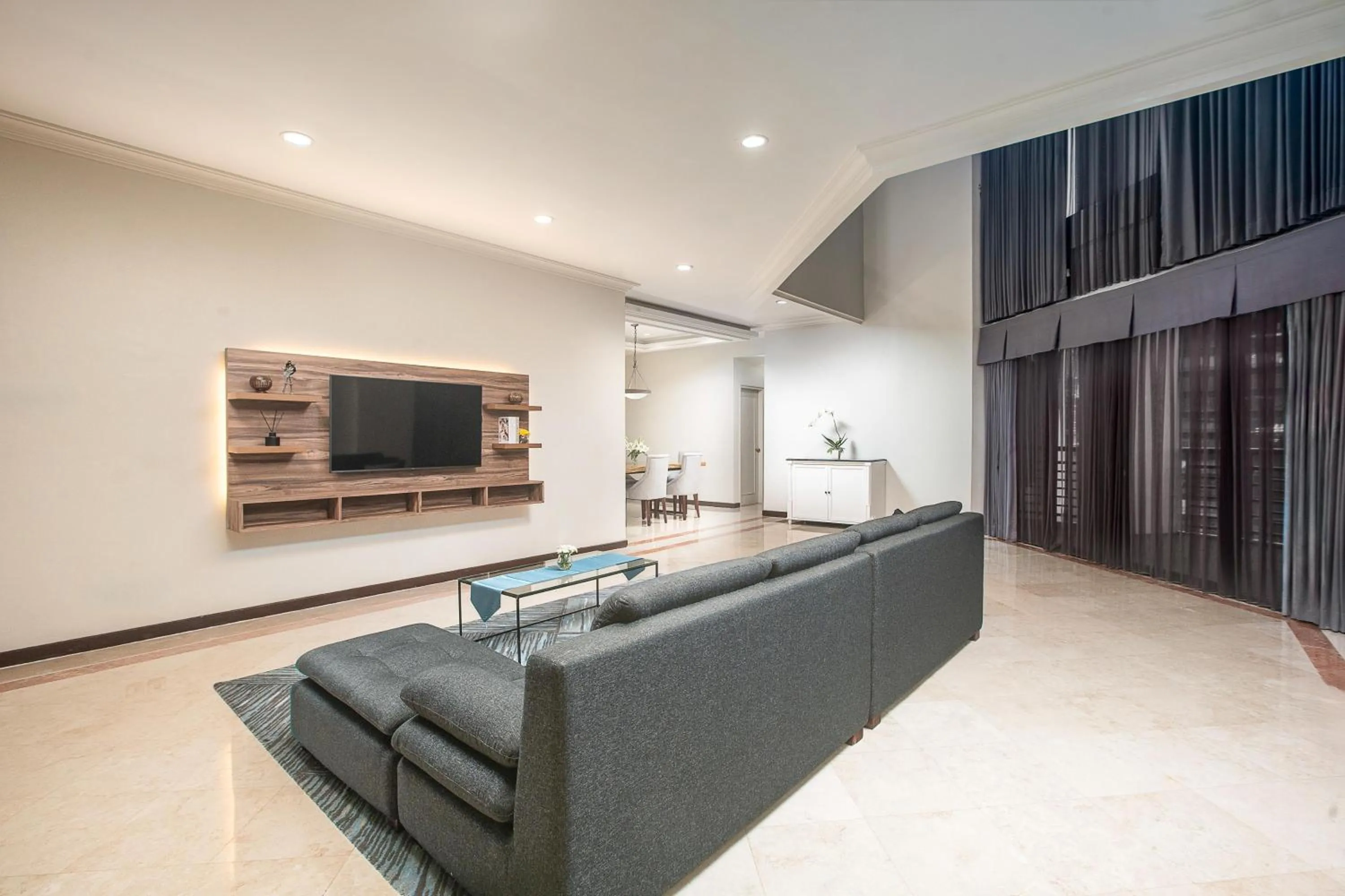 Aryaduta Suite Semanggi