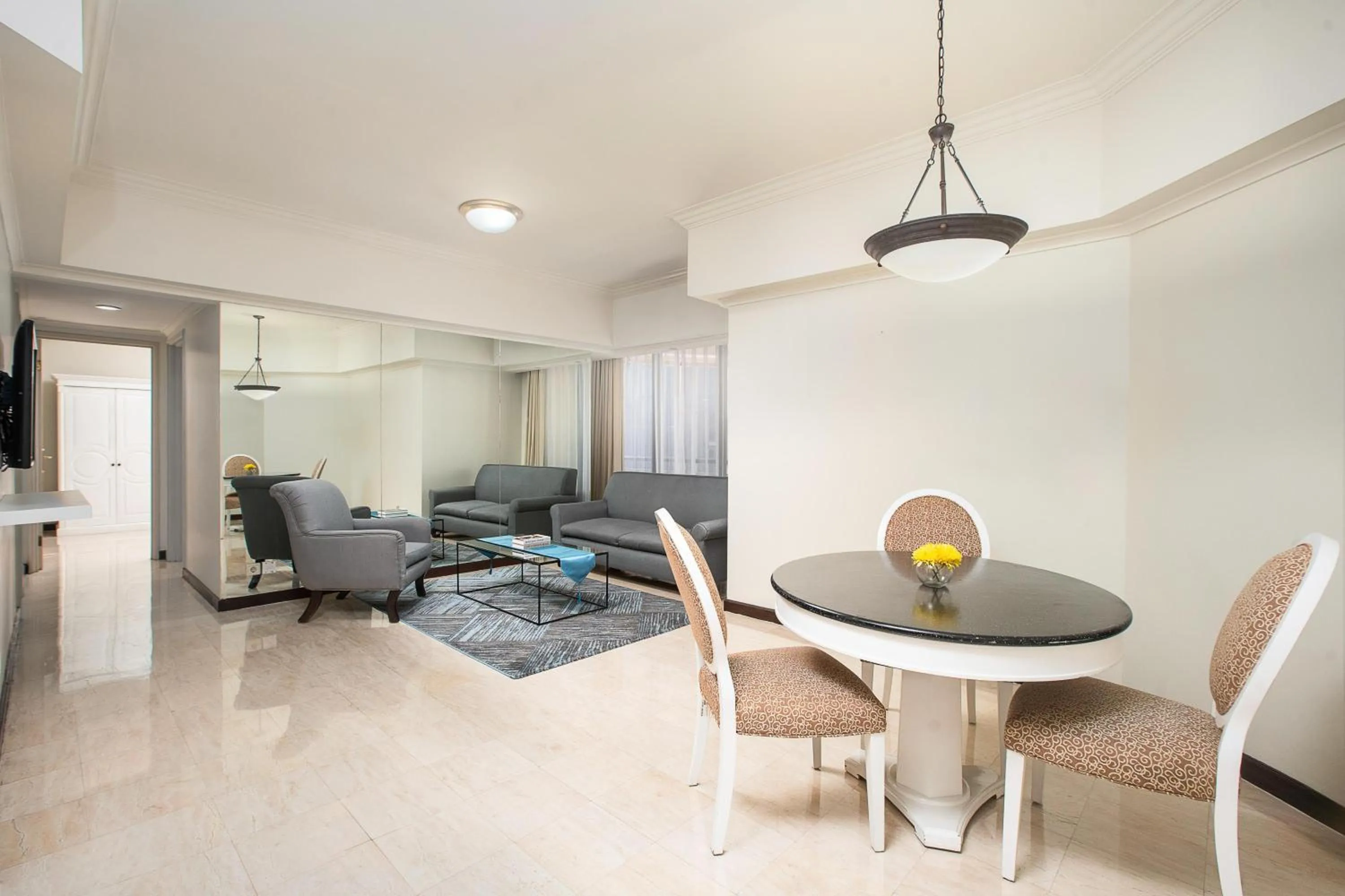 Aryaduta Suite Semanggi