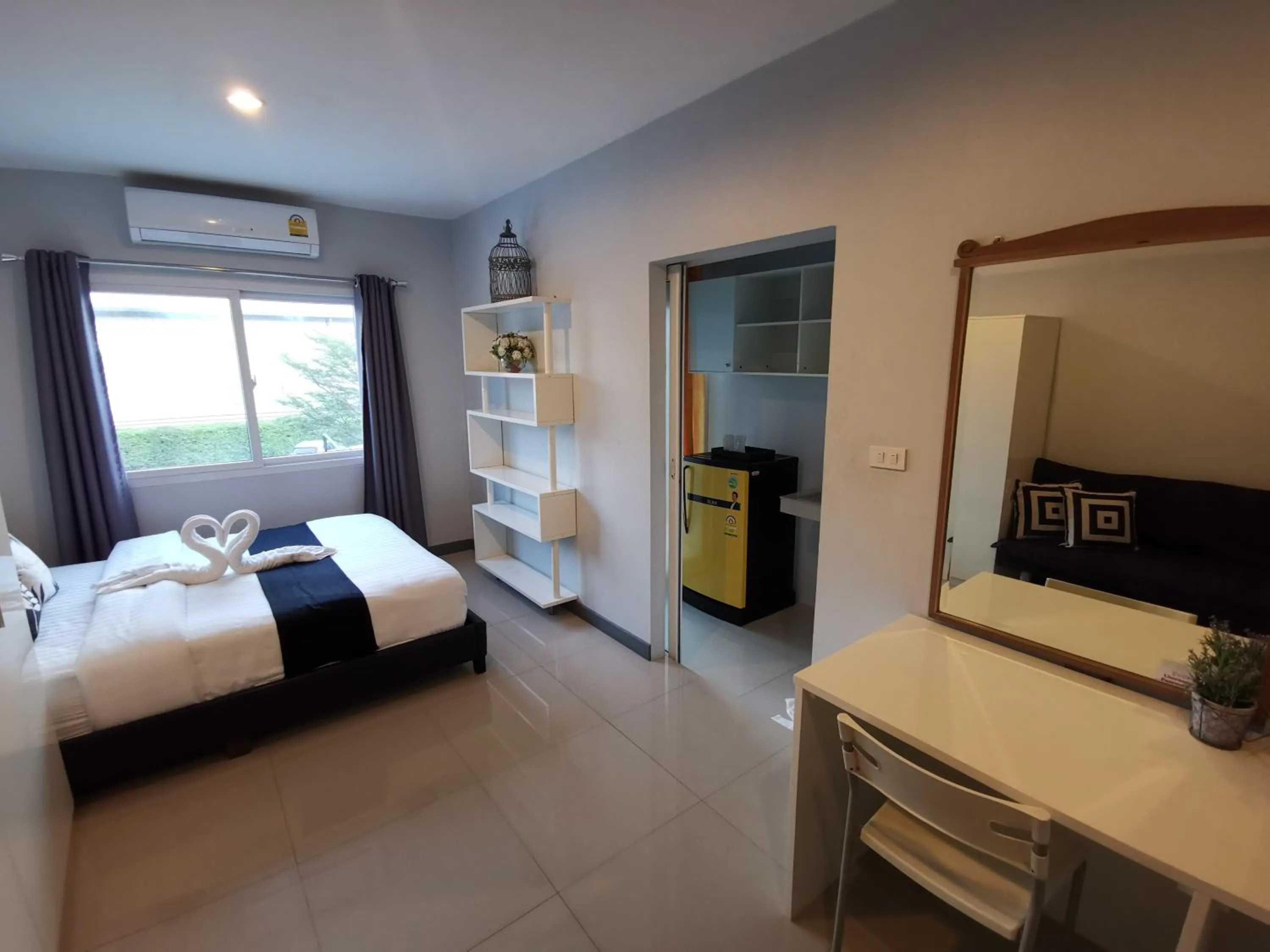 Photo of the whole room, Bed in ibeyond Apartment Romklao Suvarnabhumi