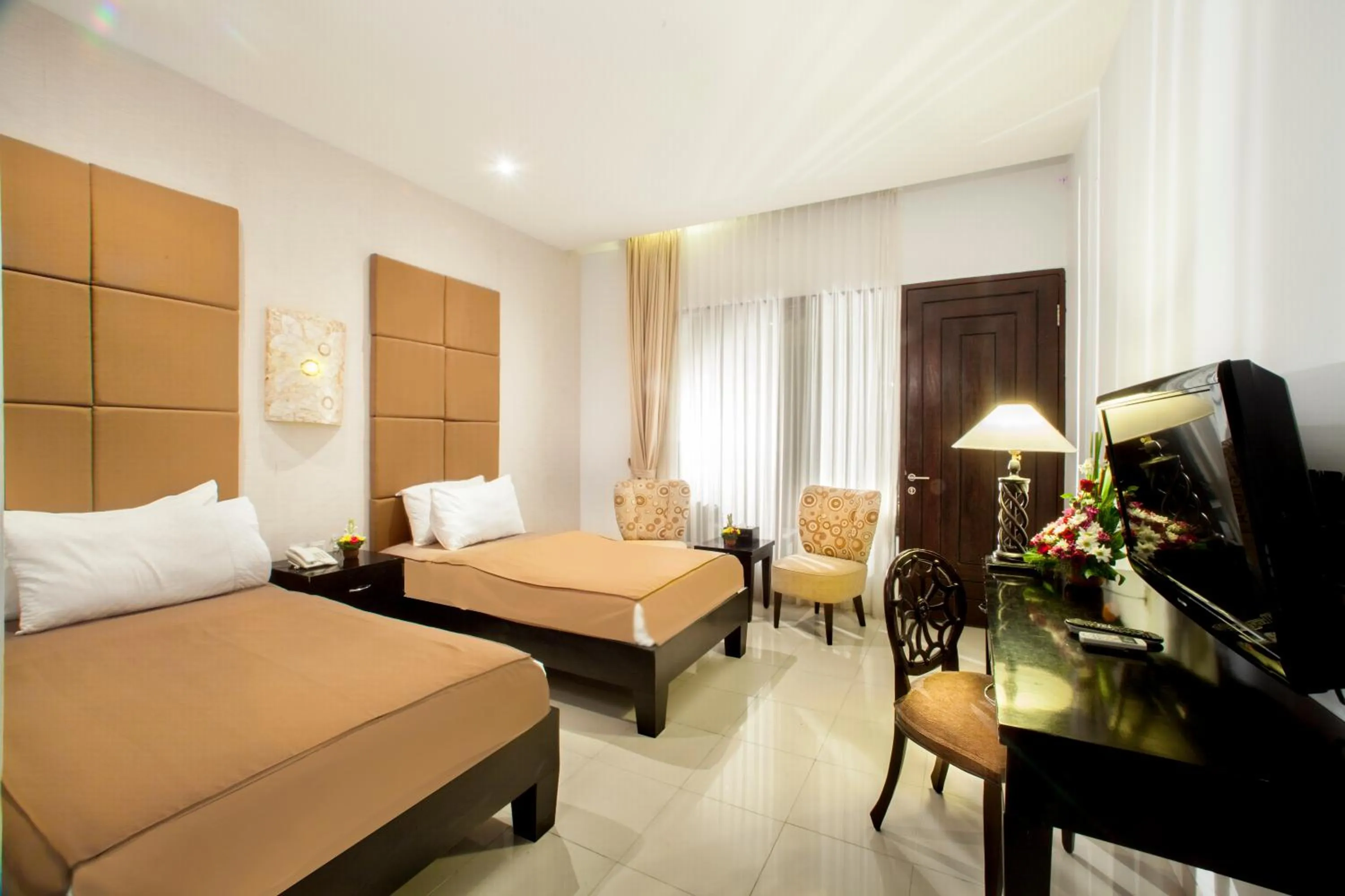 Bed in The Radiant Hotel