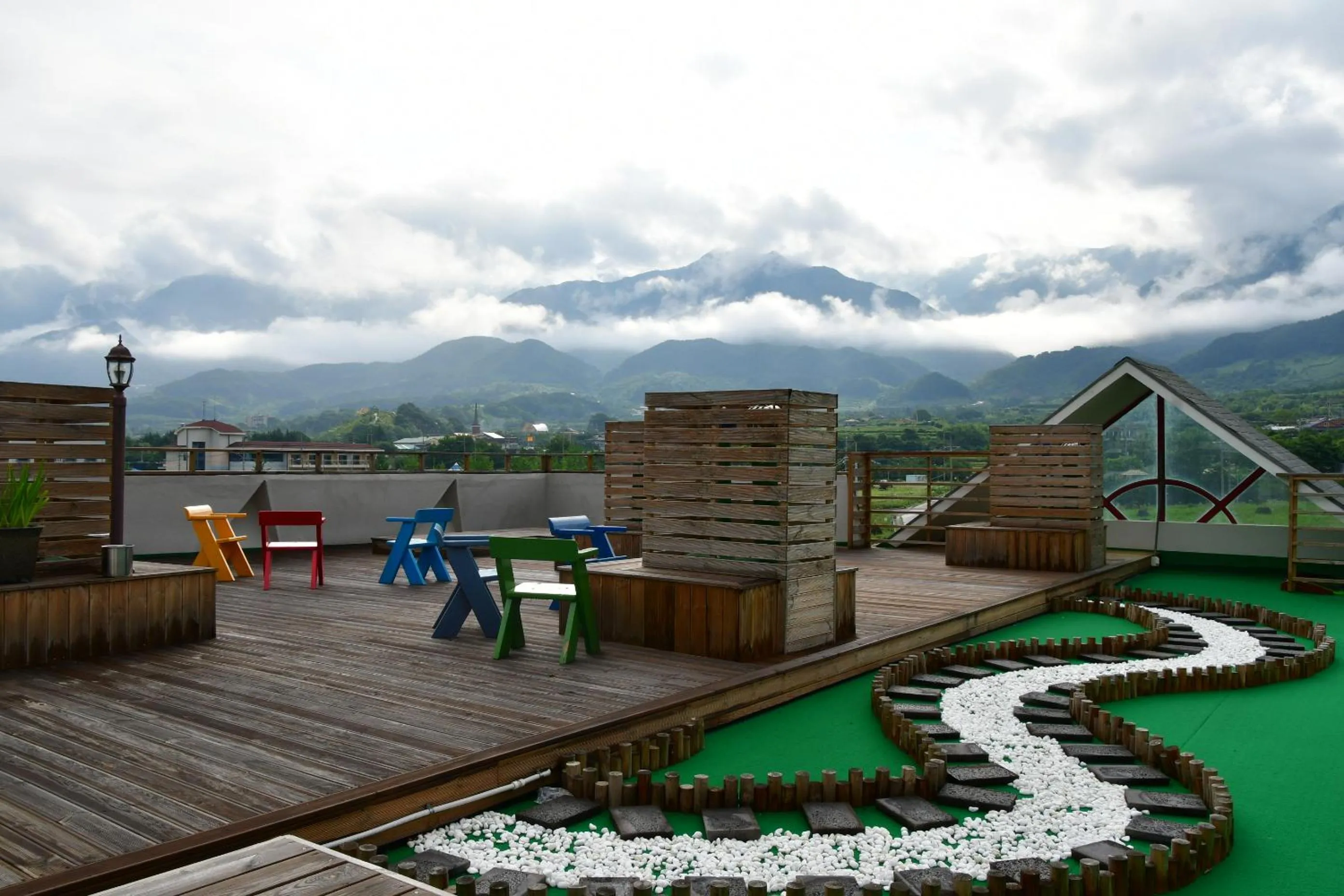 Garden in Nogodan Guesthouse and Hotel