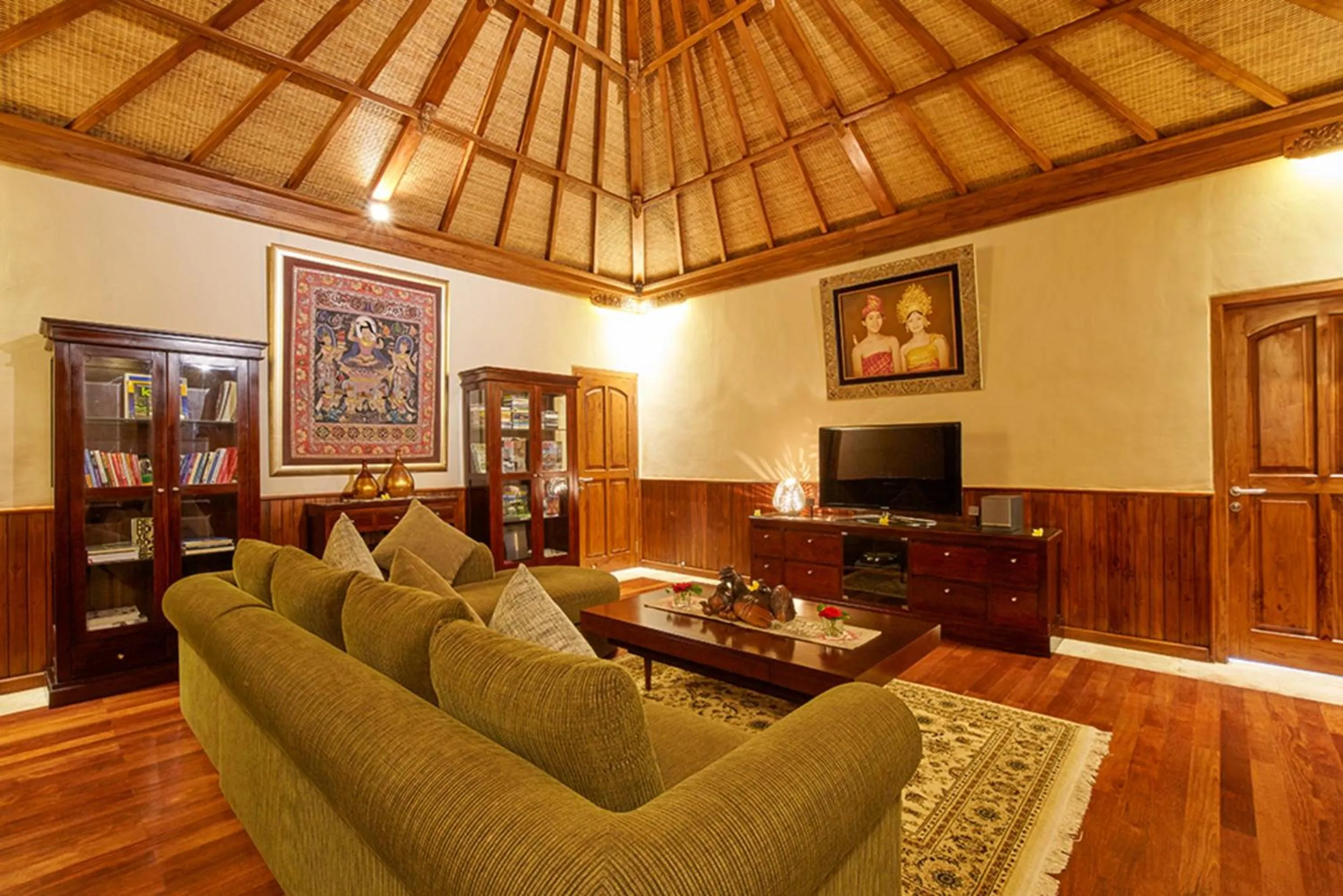 Living room in Bagus Jati Health & Wellbeing Retreat