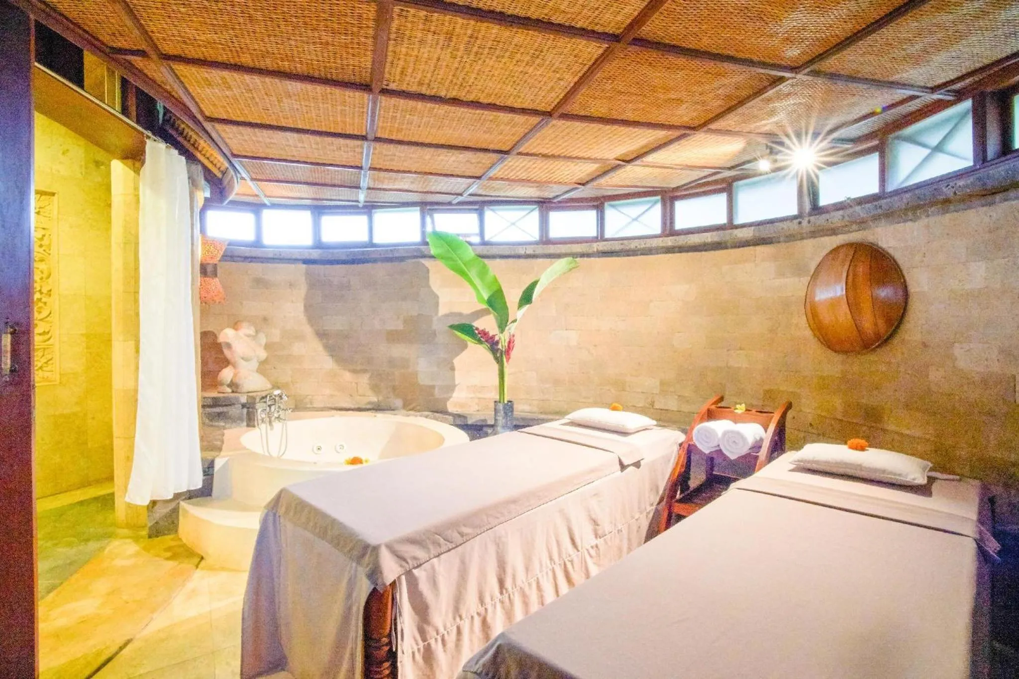 Massage, Bed in Bagus Jati Health & Wellbeing Retreat