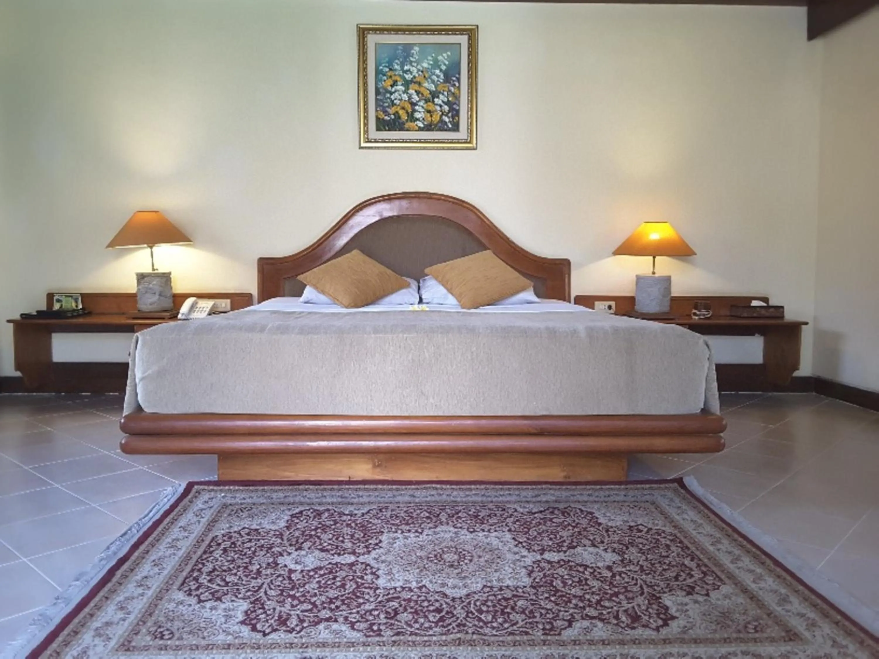 Bed in Puri Bagus Lovina