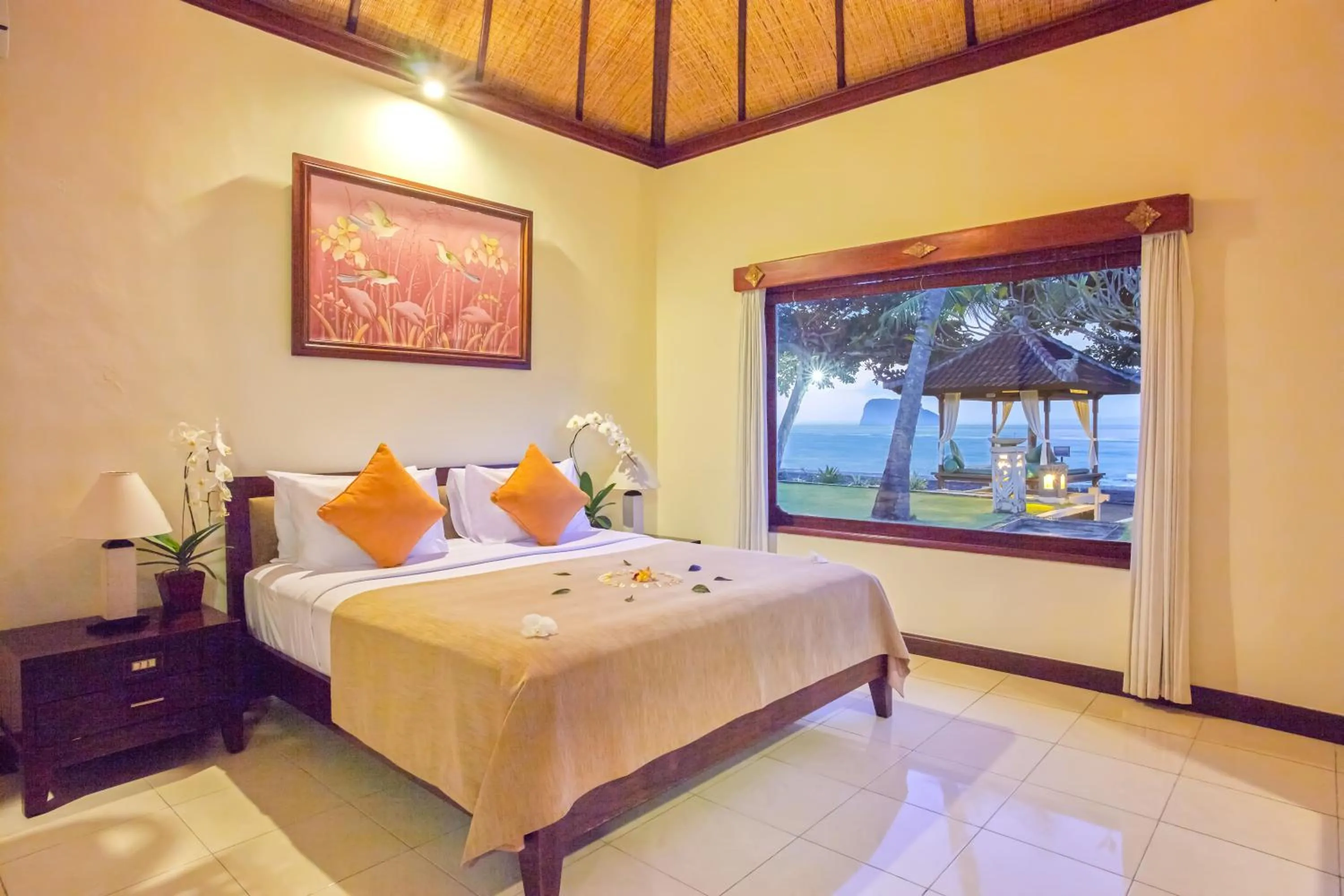 Bed in Puri Bagus Candidasa