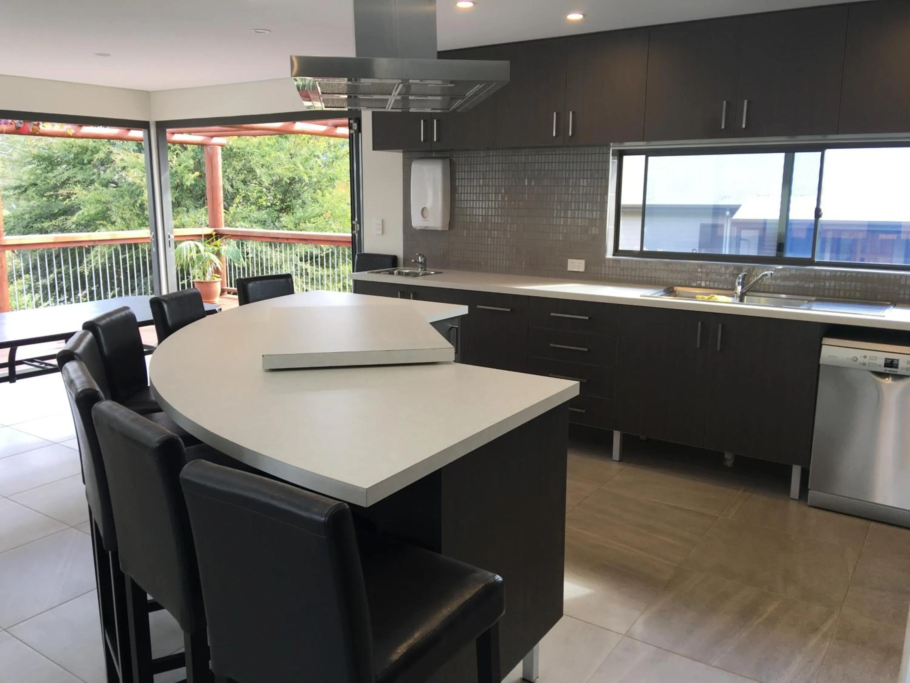 Area and facilities in Rickaty on Blackwood