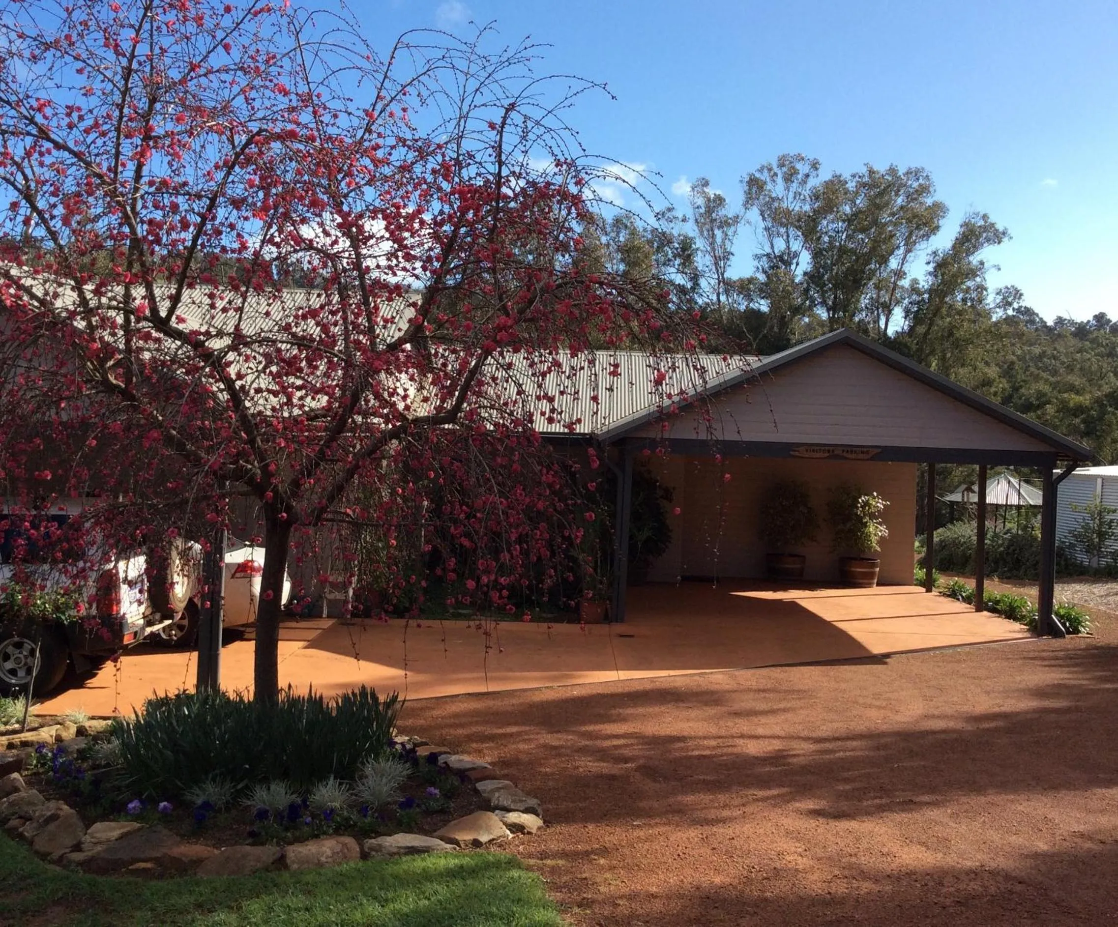 Facade/entrance in Rickaty on Blackwood