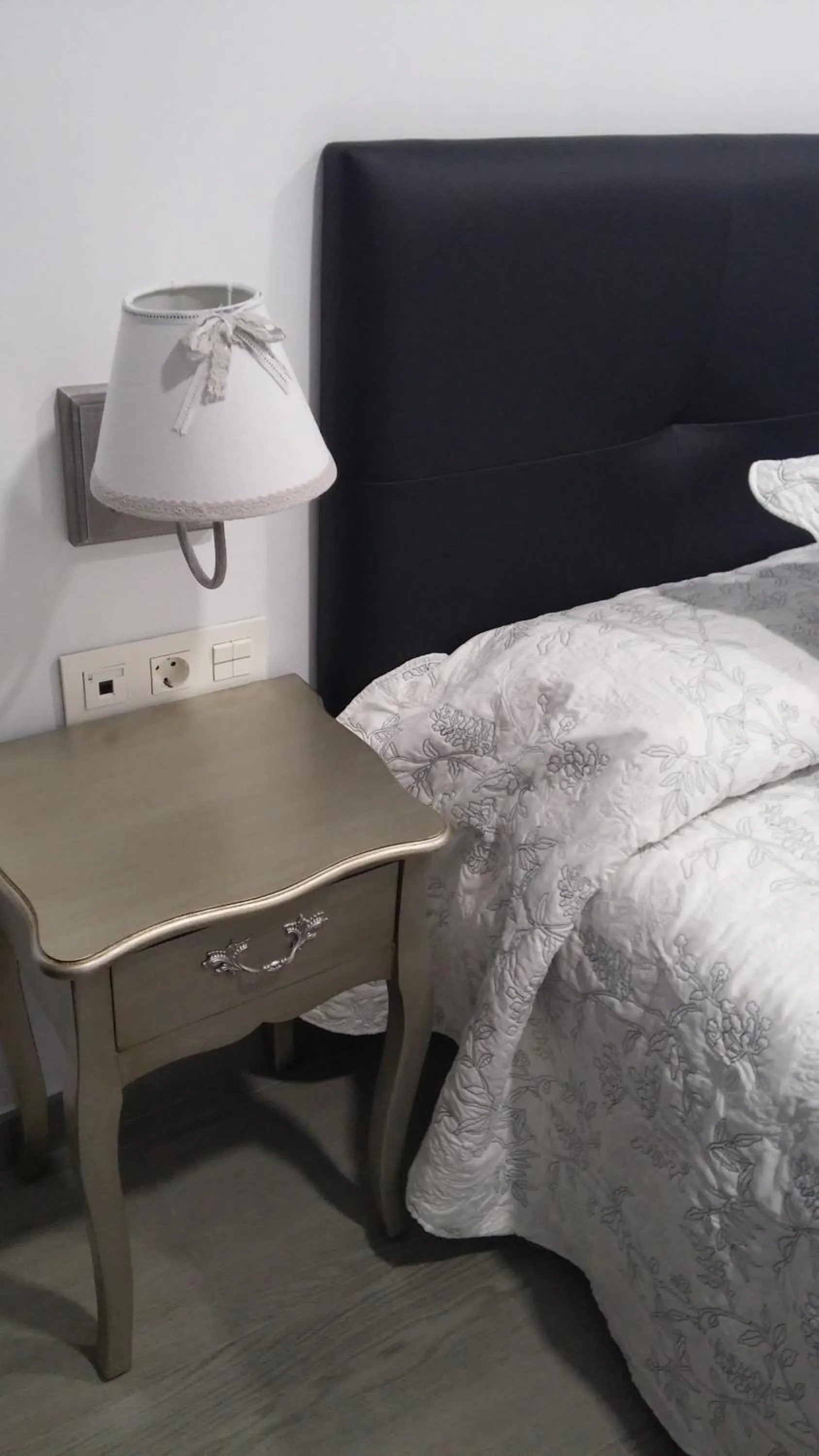 Decorative detail, Bed in Hostal Boutique Bajamar