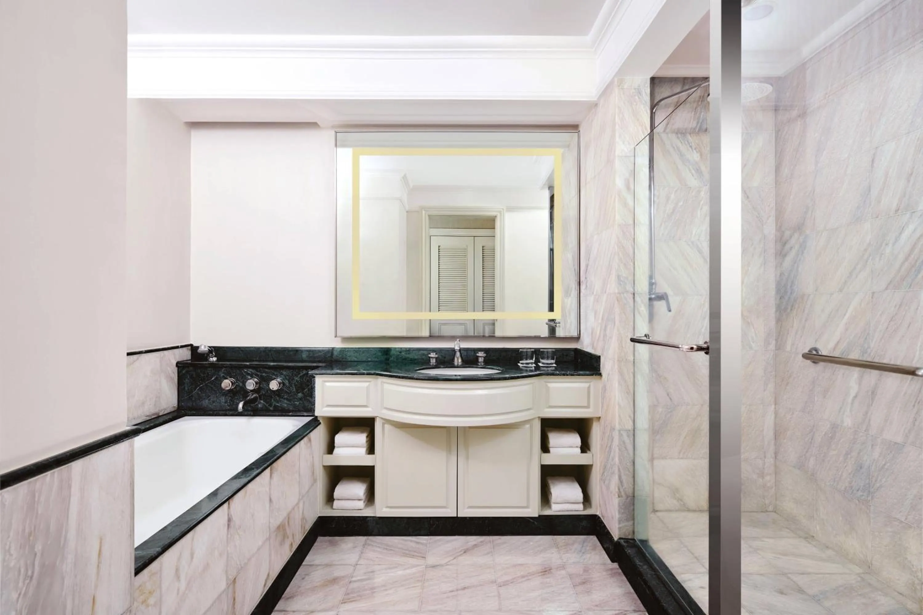 Bathroom in JW Marriott Hotel Surabaya