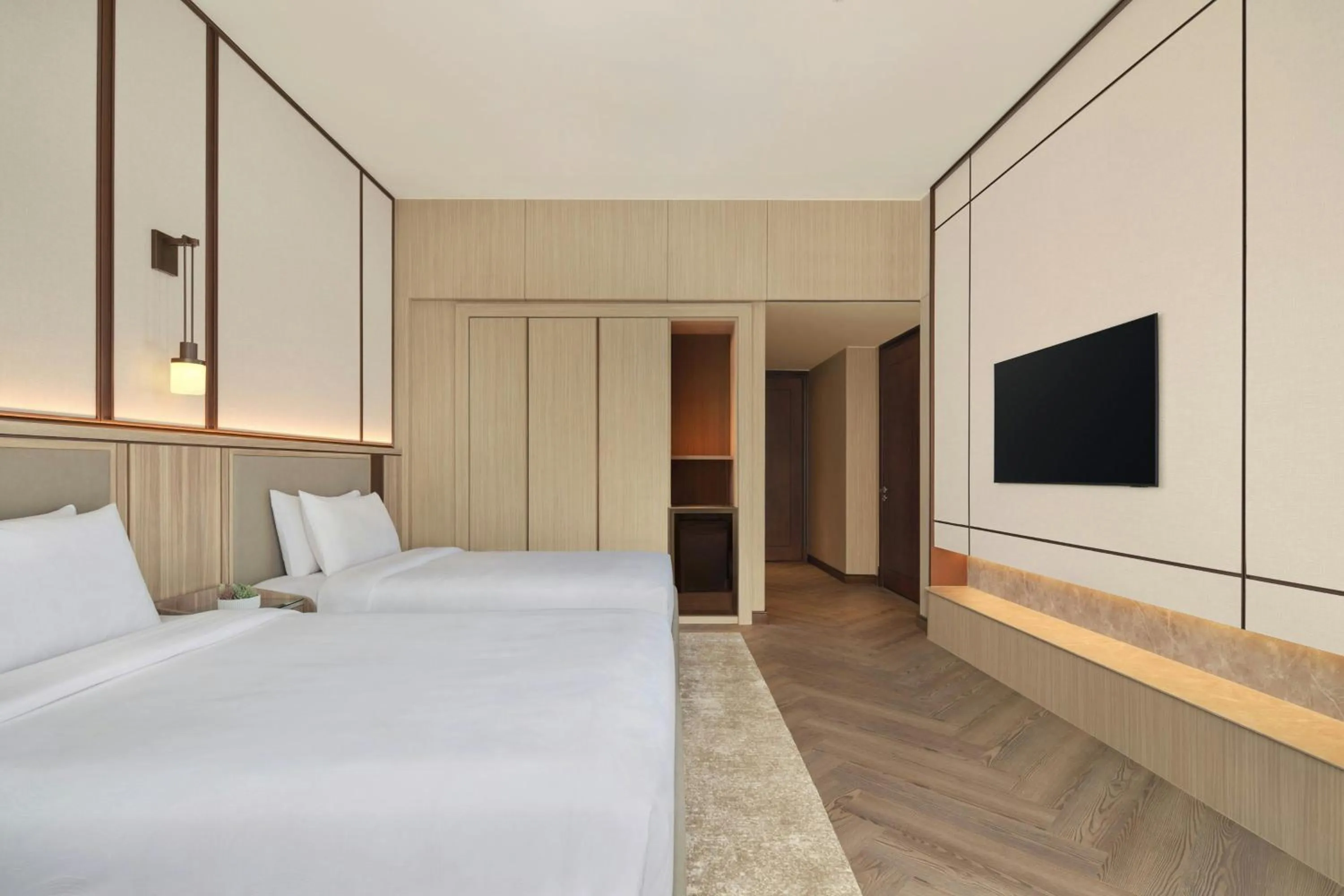 Photo of the whole room, Bed in JW Marriott Hotel Jakarta