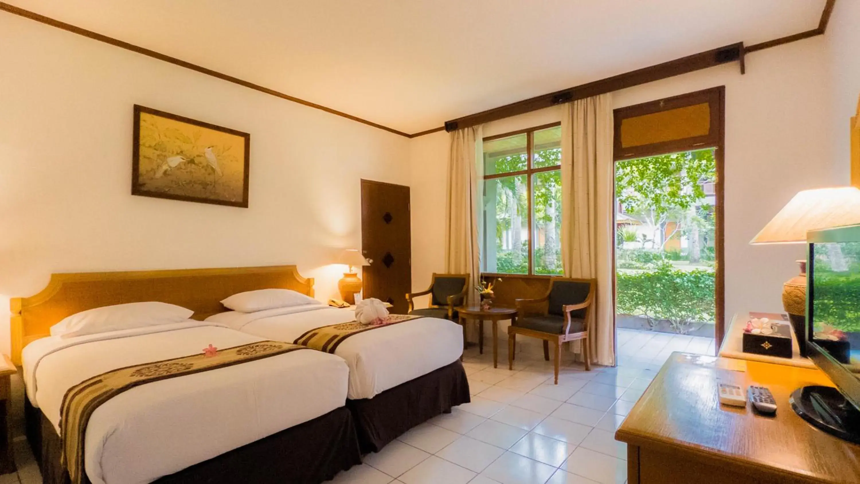 Superior Twin Room with Garden View in Jayakarta Hotel Lombok Superior Twin Room with Garden View in Jayakarta Hotel Lombok