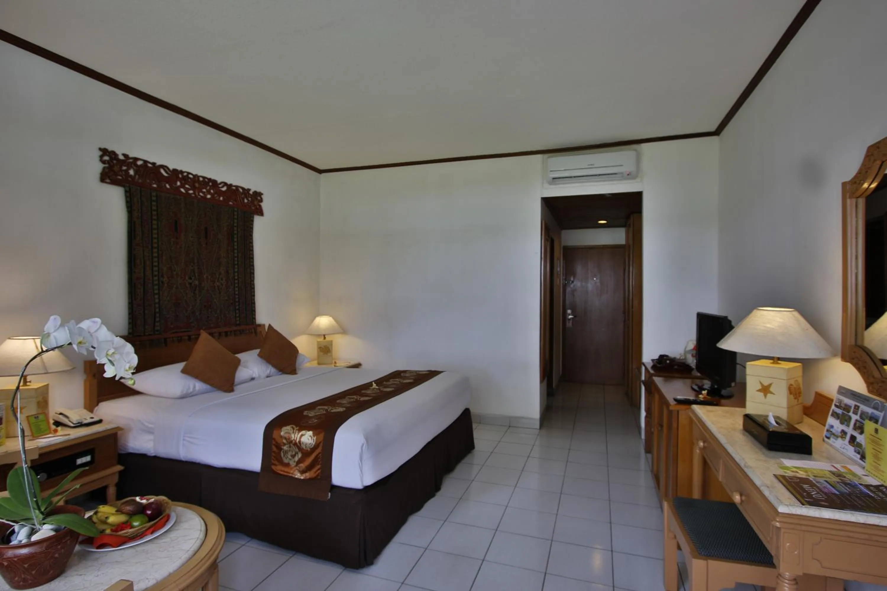 Bed in Jayakarta Hotel Lombok