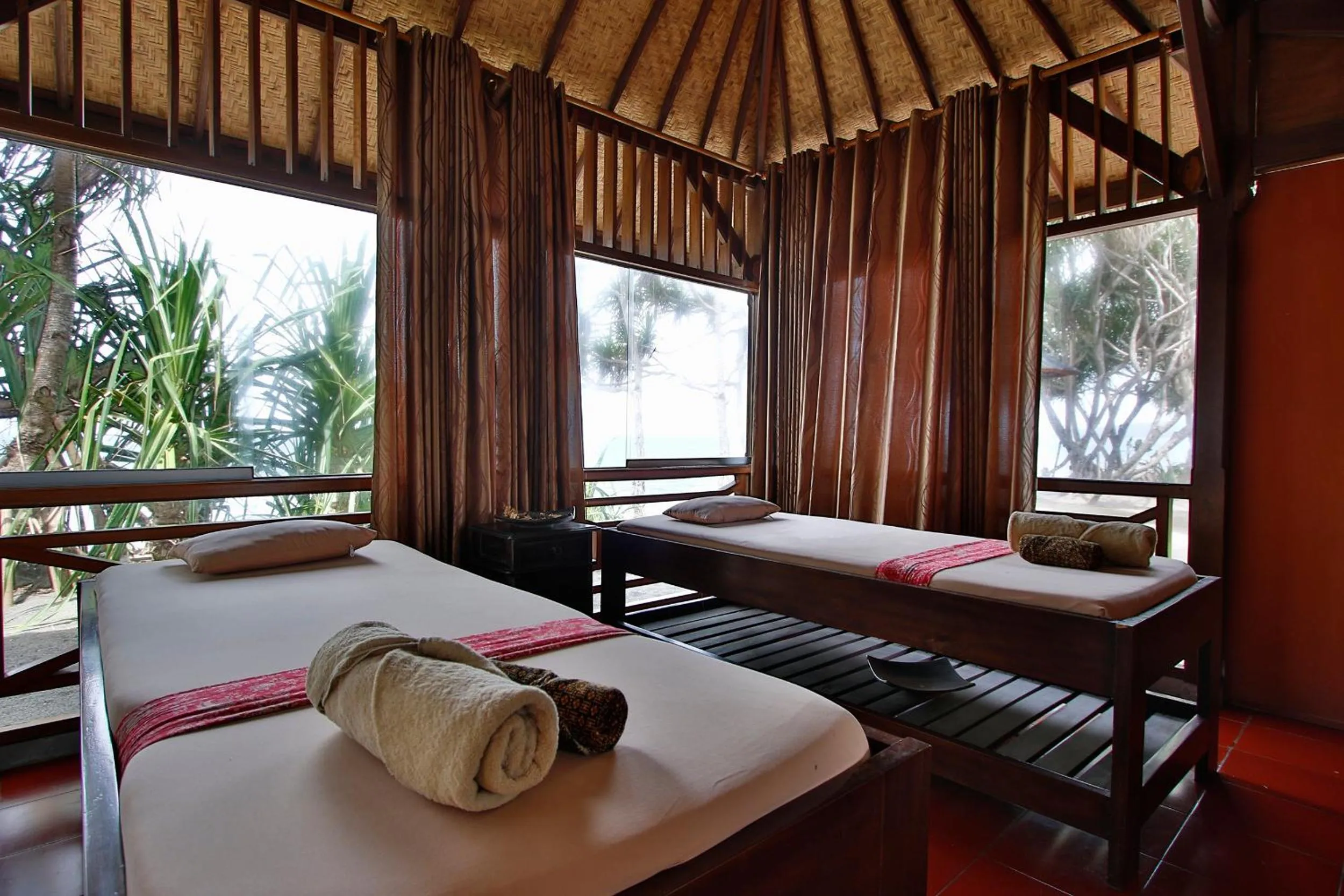 Massage, Bed in Jayakarta Hotel Lombok