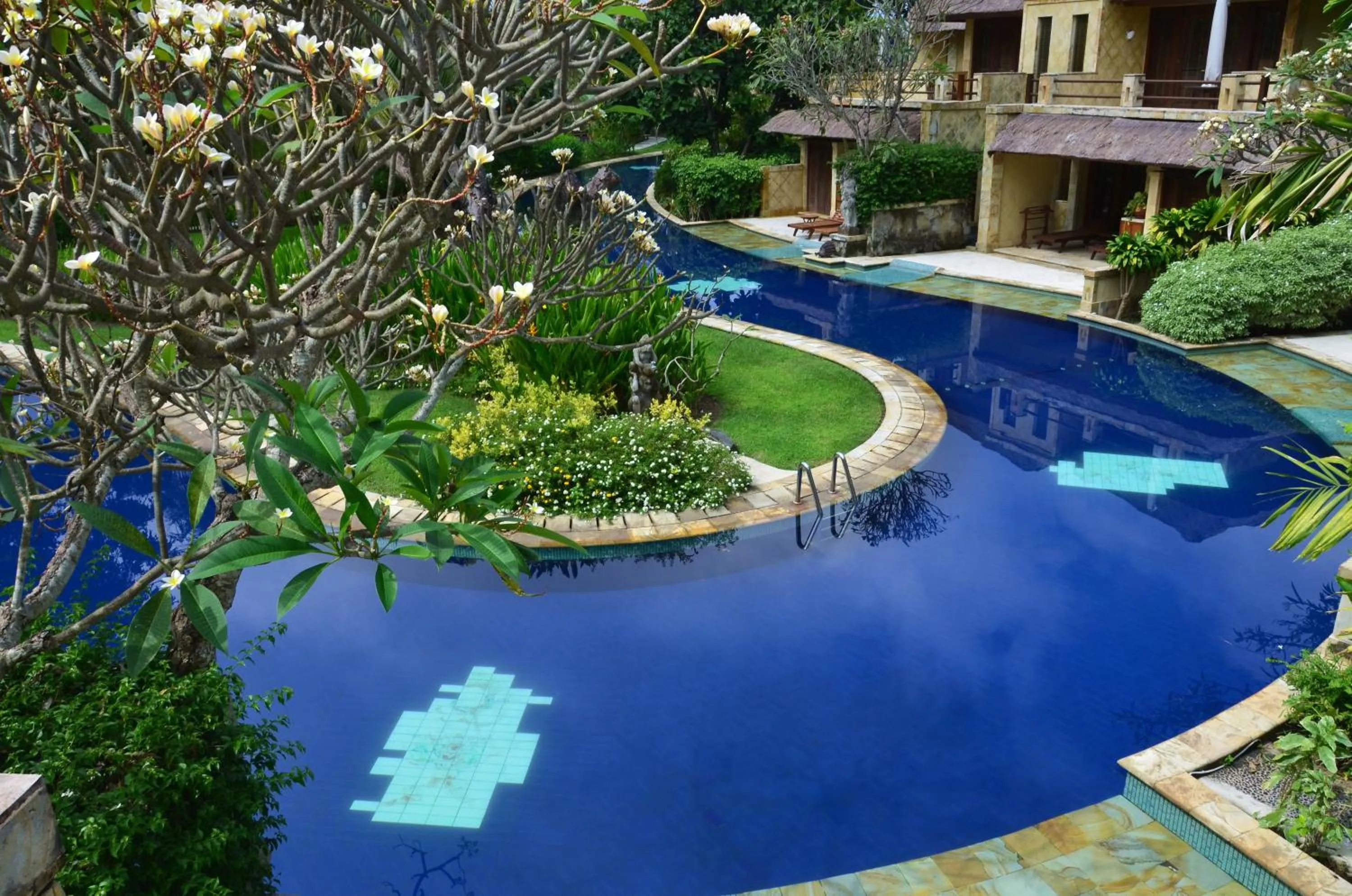 Swimming pool in Pool Villa Merumatta Senggigi