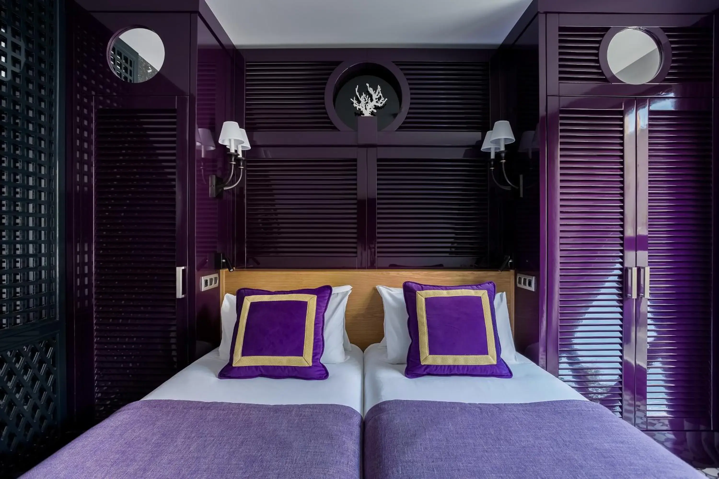 Two Connecting Double Rooms (2 Adults + 2 Children) in Room Mate Anna, Barcelona Two Connecting Double Rooms (2 Adults + 2 Children) in Room Mate Anna, Barcelona