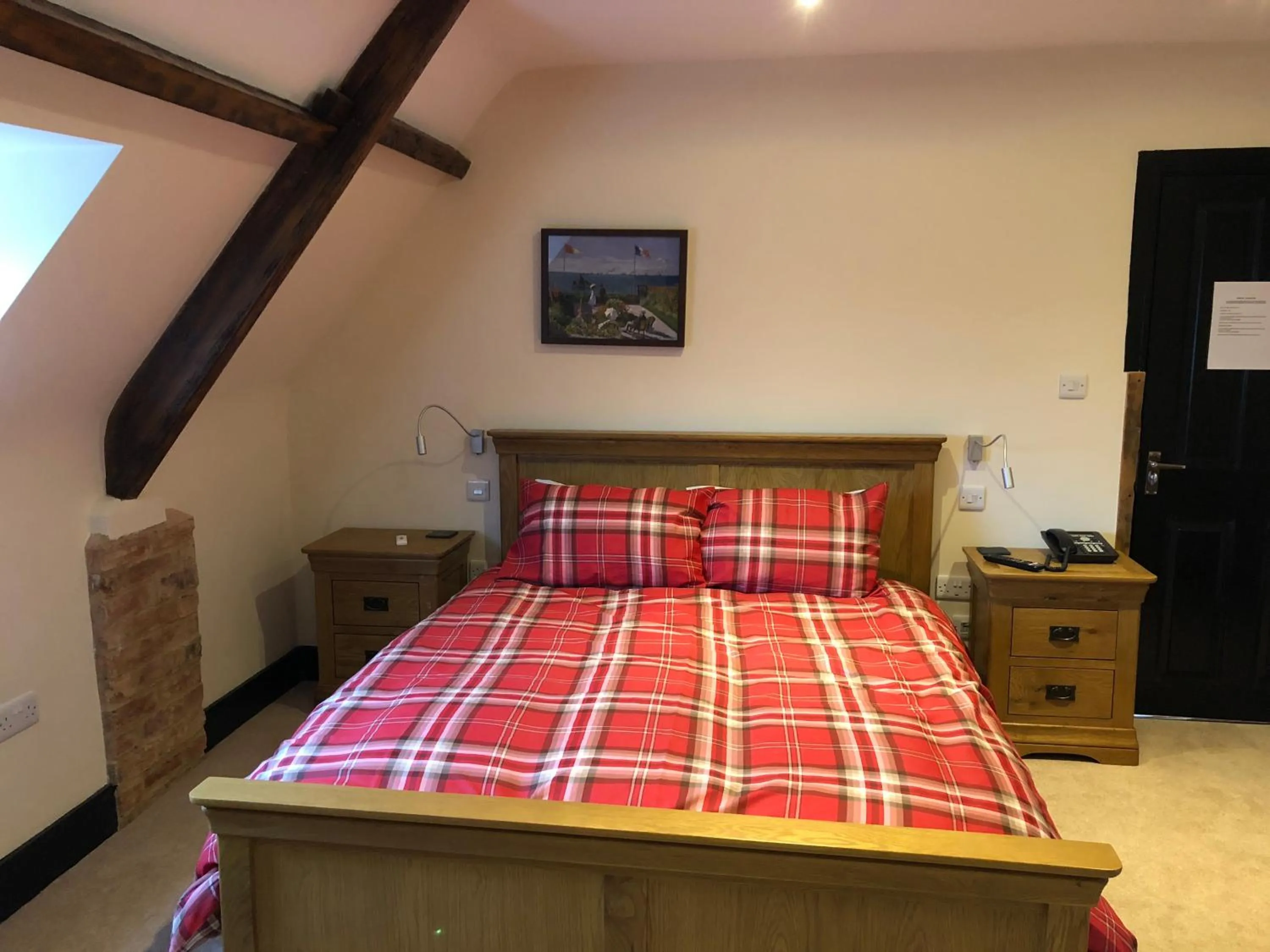 Bedroom, Bed in The White Hart