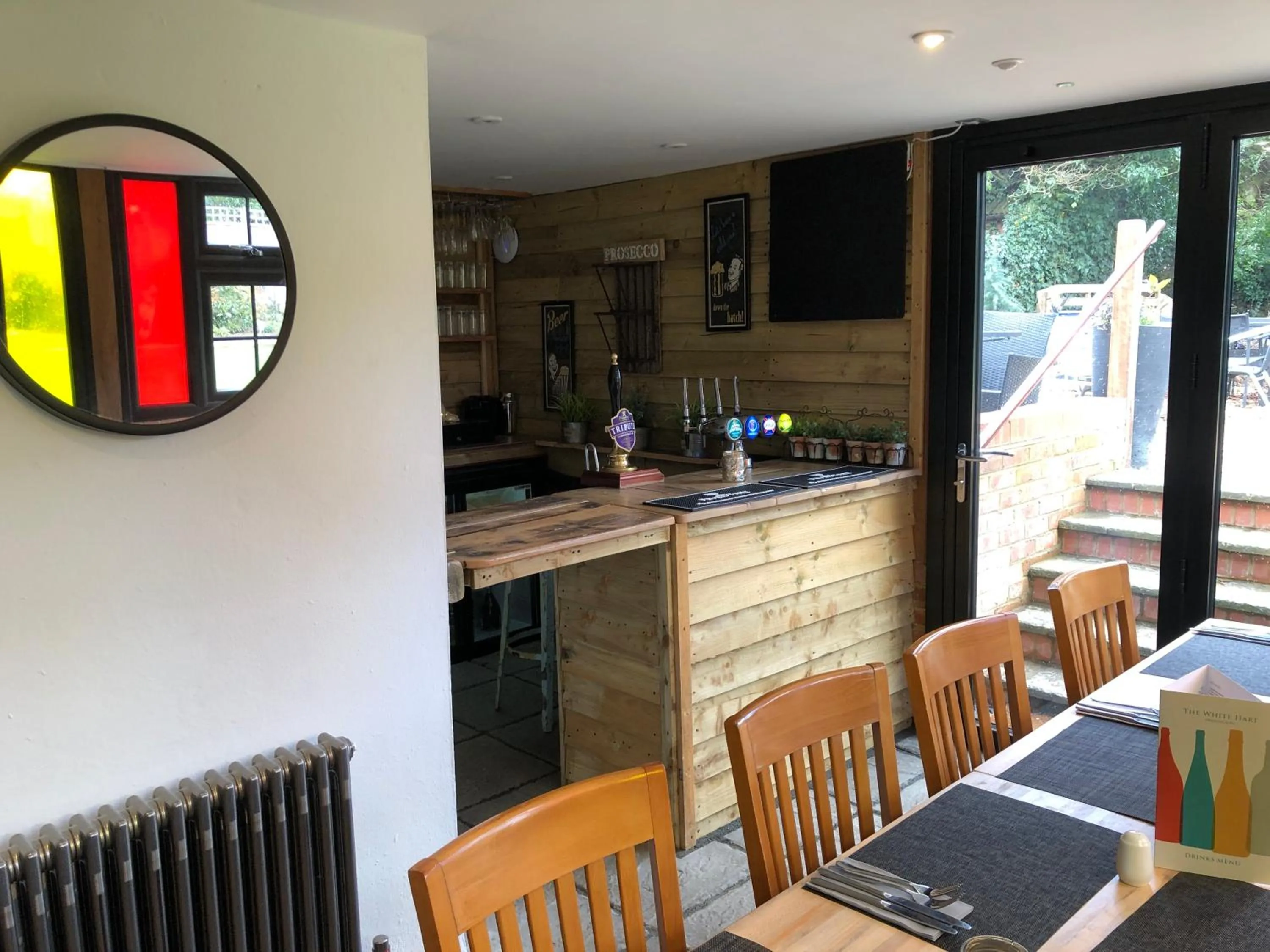 Lounge or bar in The White Hart