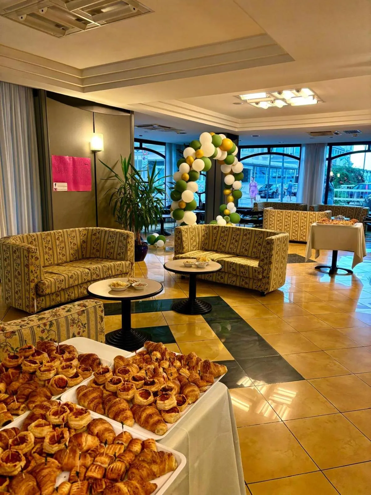 Summer in Hotel Gabbiano