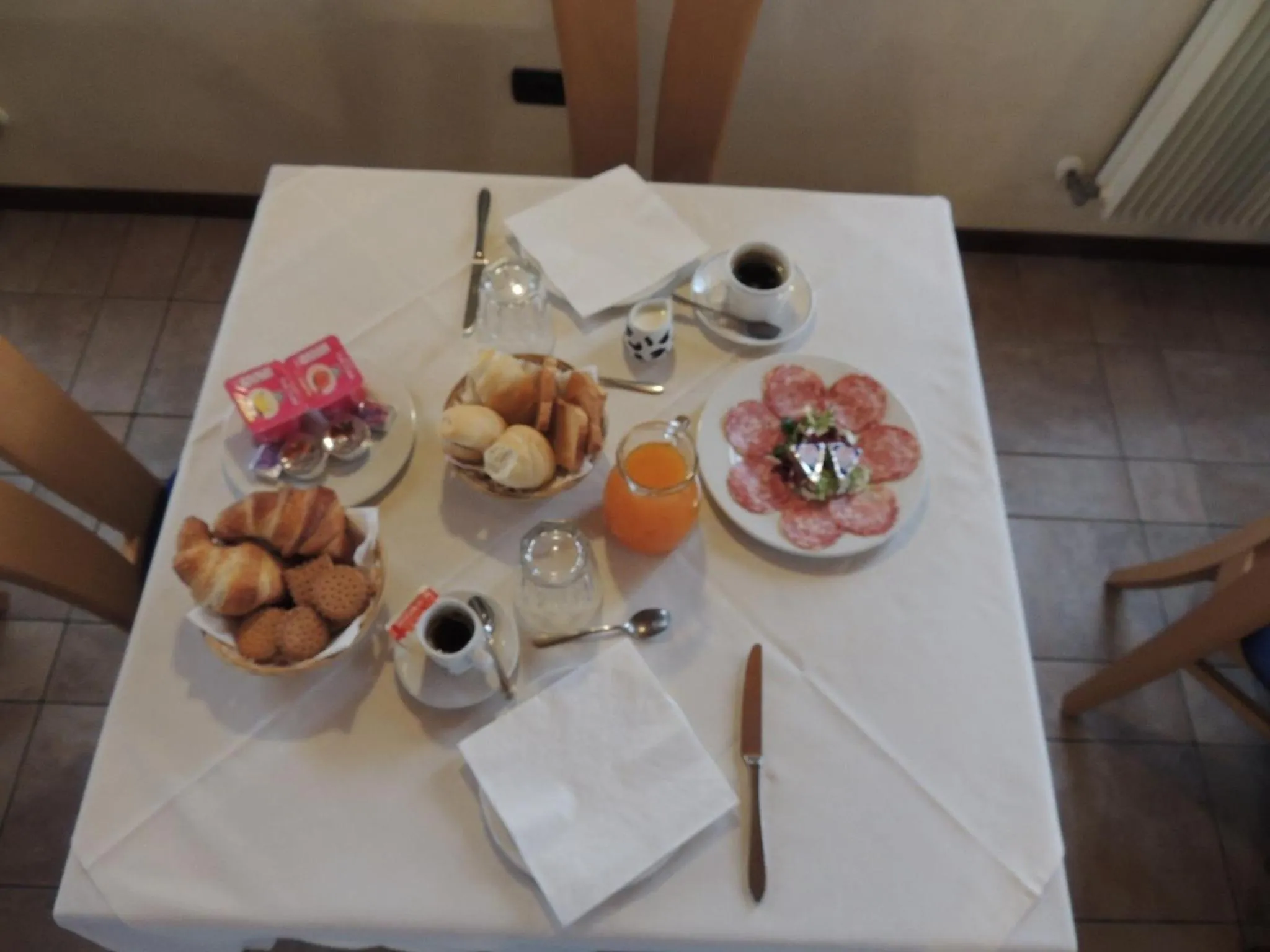 Food in Country House Country Club