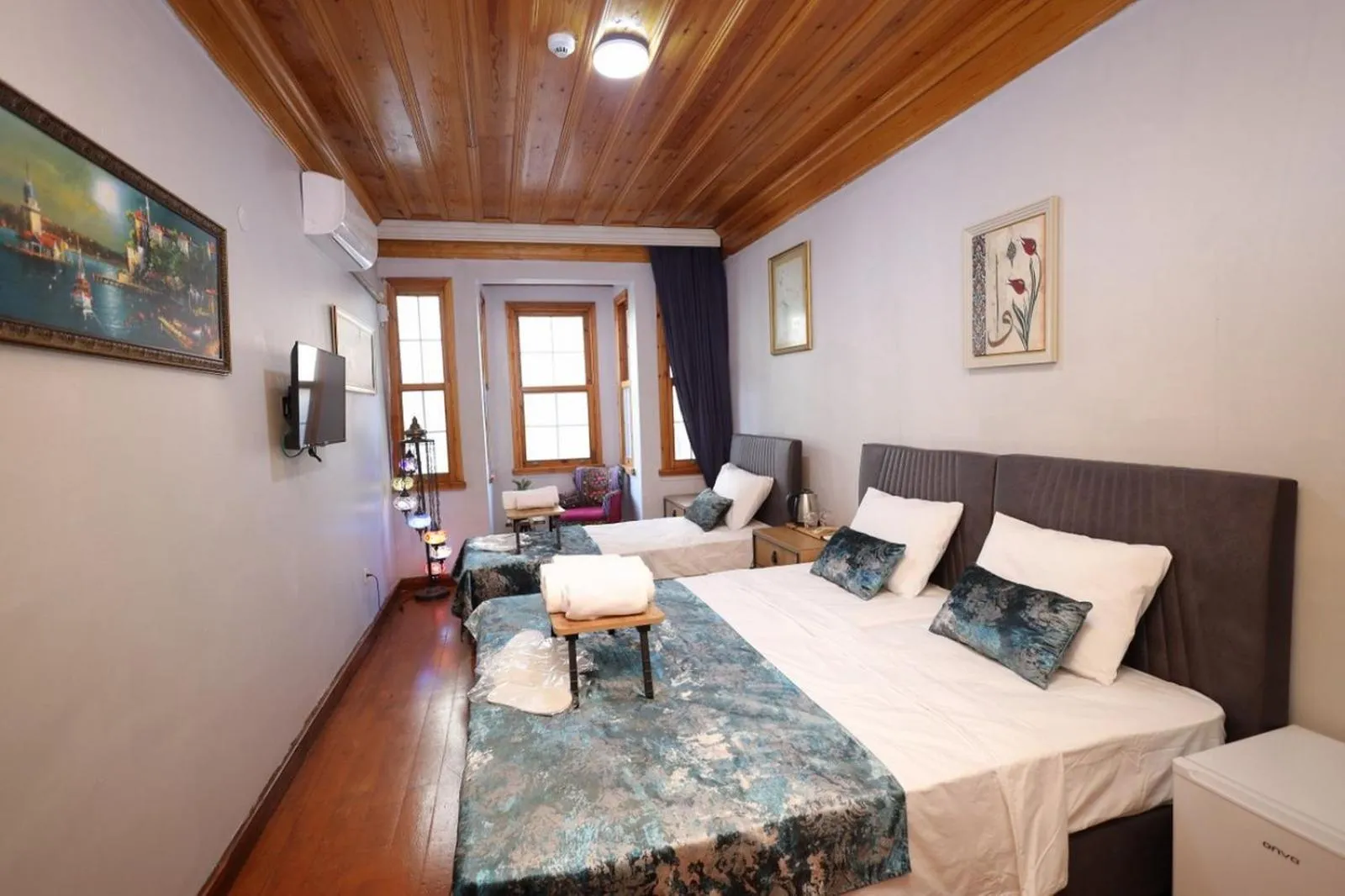 Bed in The Trip istanbul Hotel