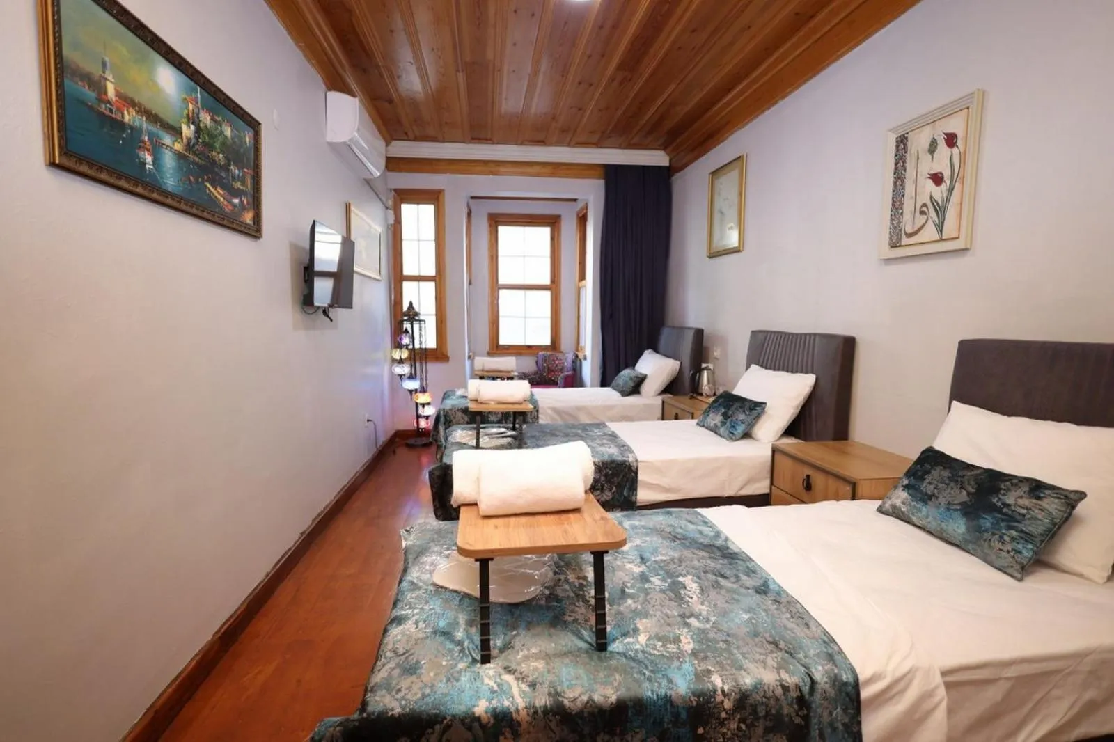 Bed in The Trip istanbul Hotel