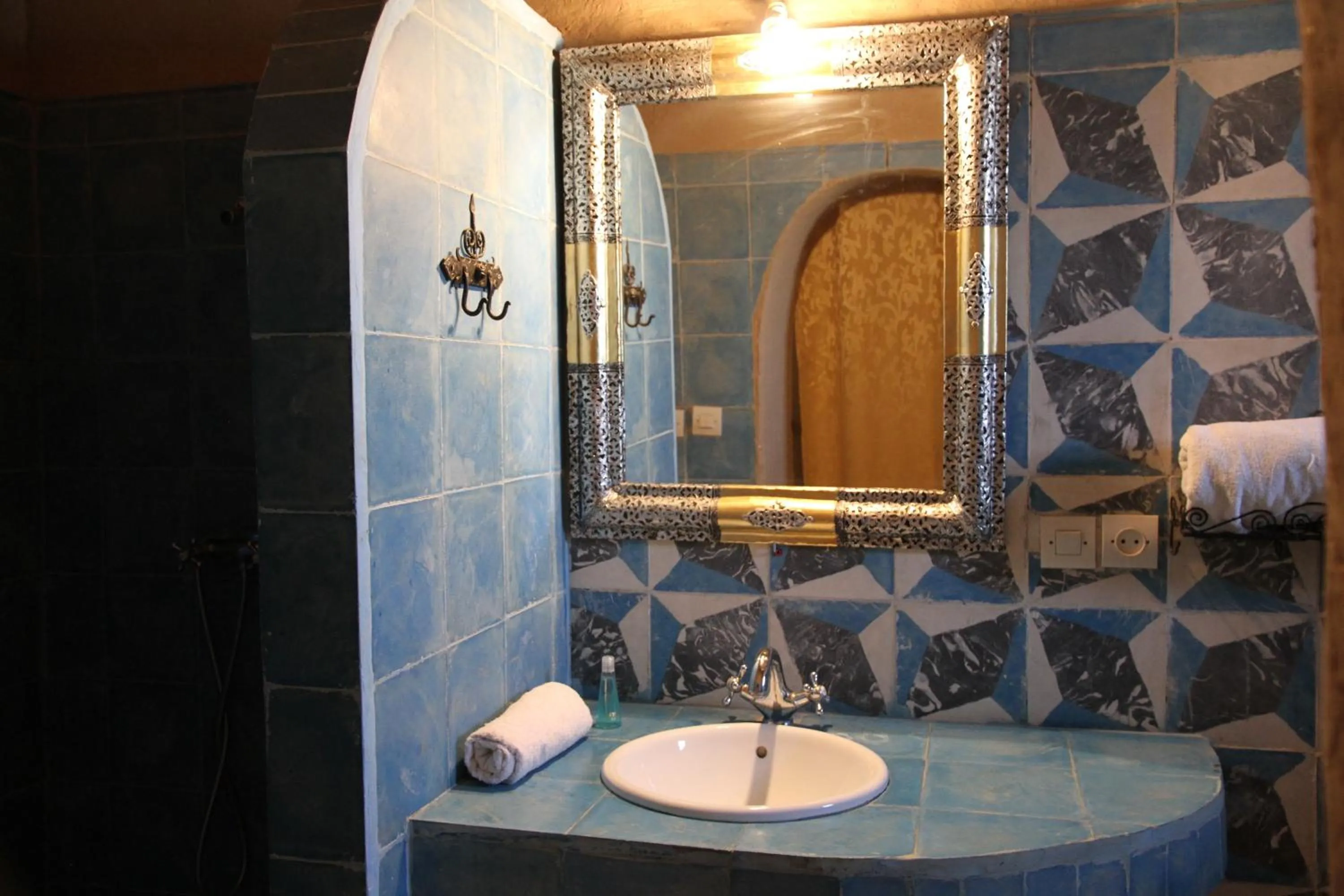 Bathroom in Riad Kasbah Aiour