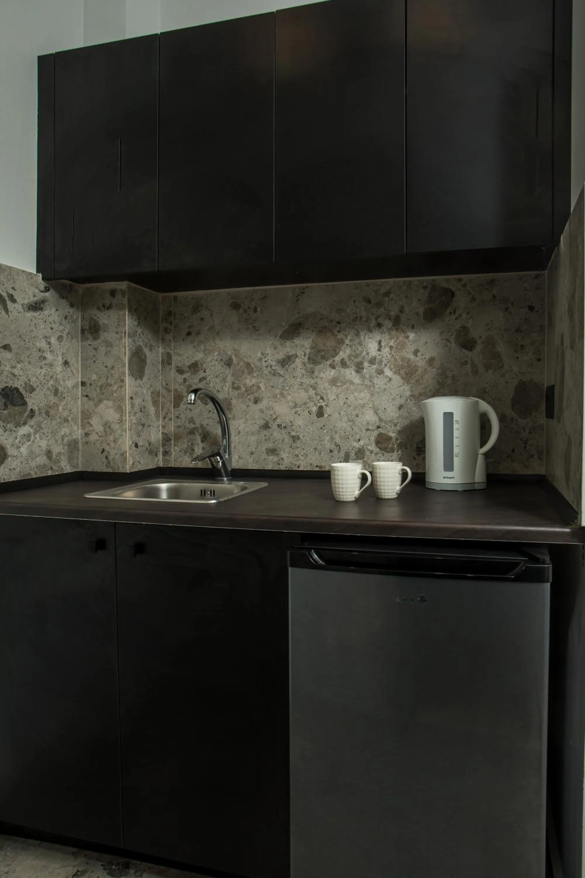 Dias Studios & Suites