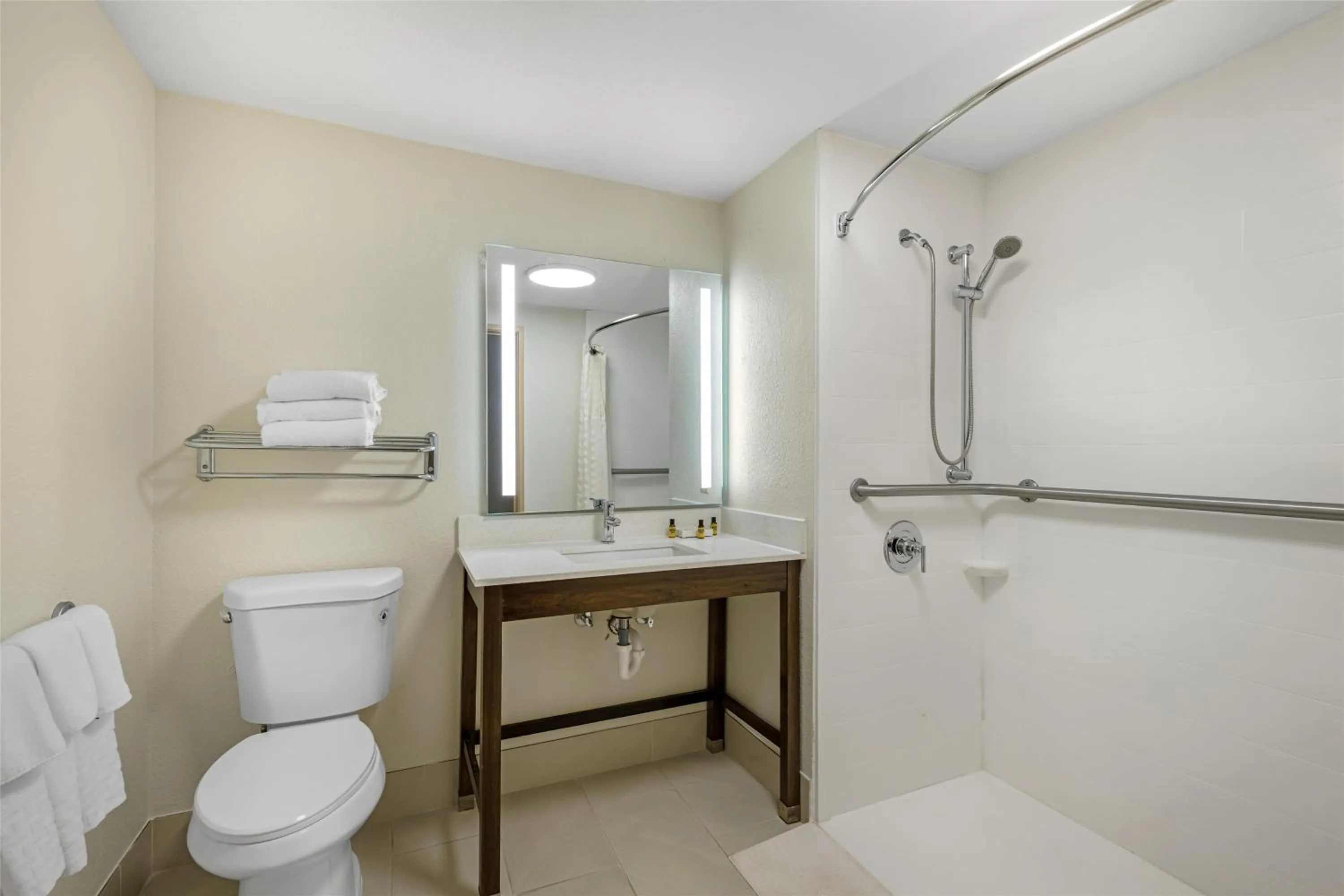 Bathroom in Best Western Plus York Hotel and Conference Center