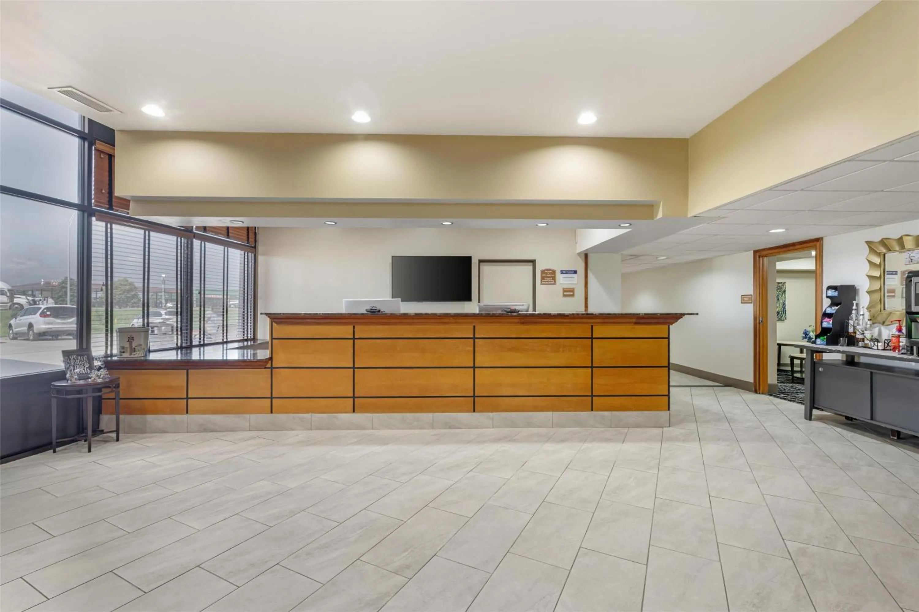 Lobby or reception in Best Western Plus York Hotel and Conference Center