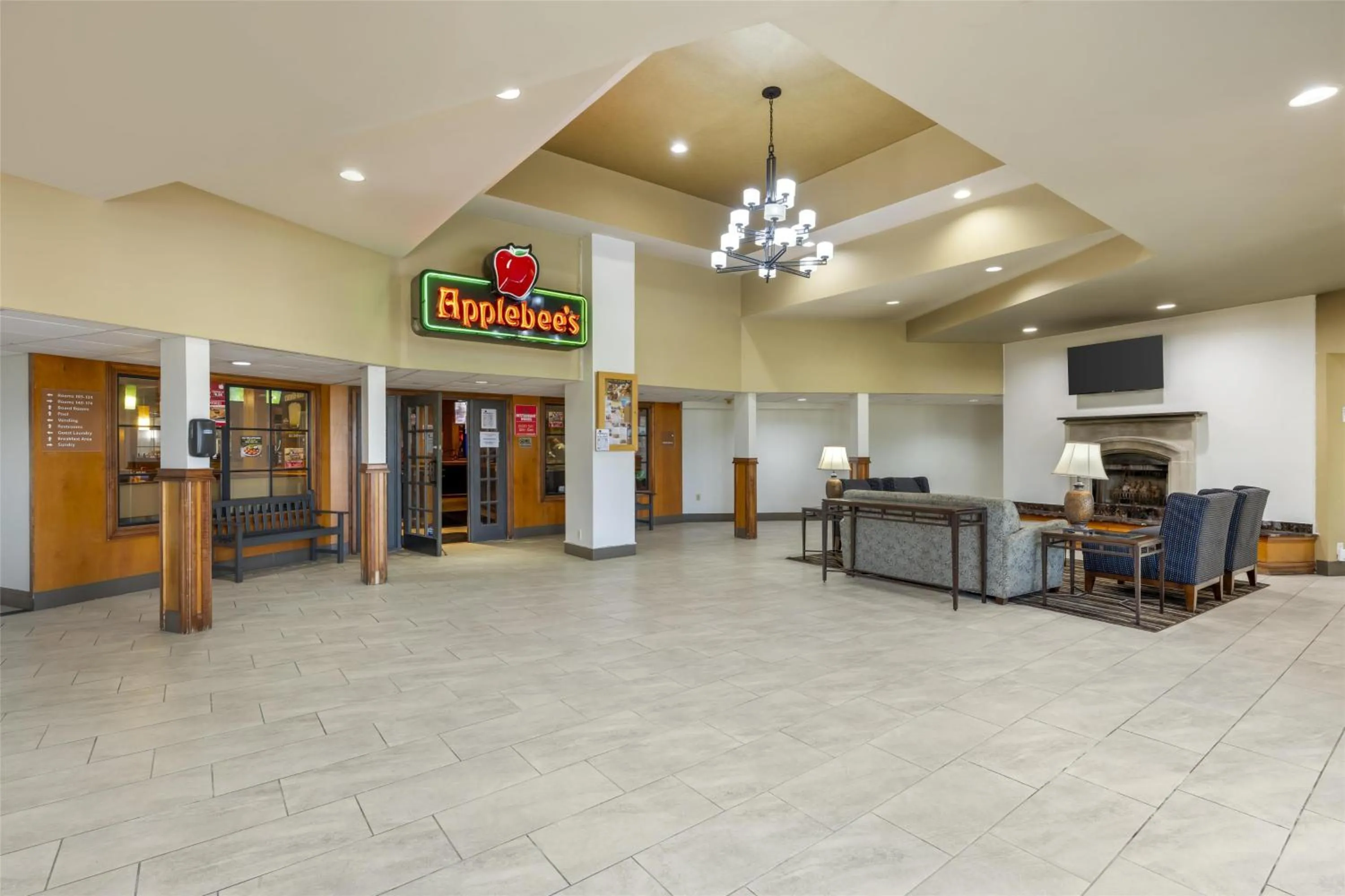 Restaurant/places to eat in Best Western Plus York Hotel and Conference Center