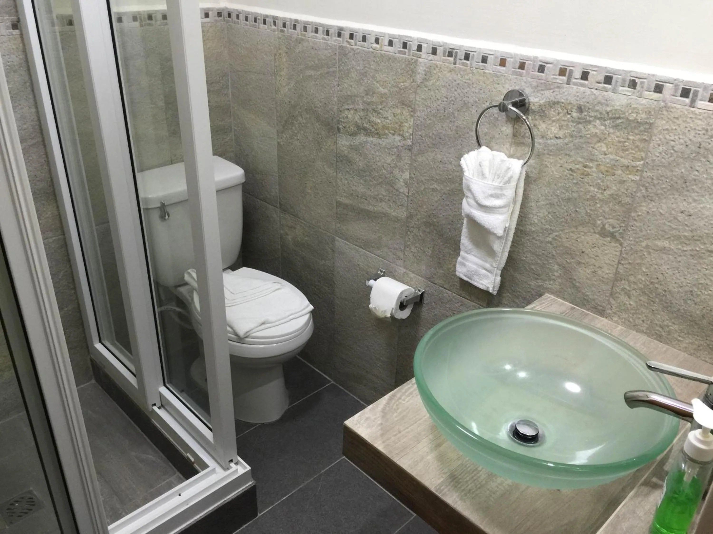 Bathroom in Apartamentos Reforma