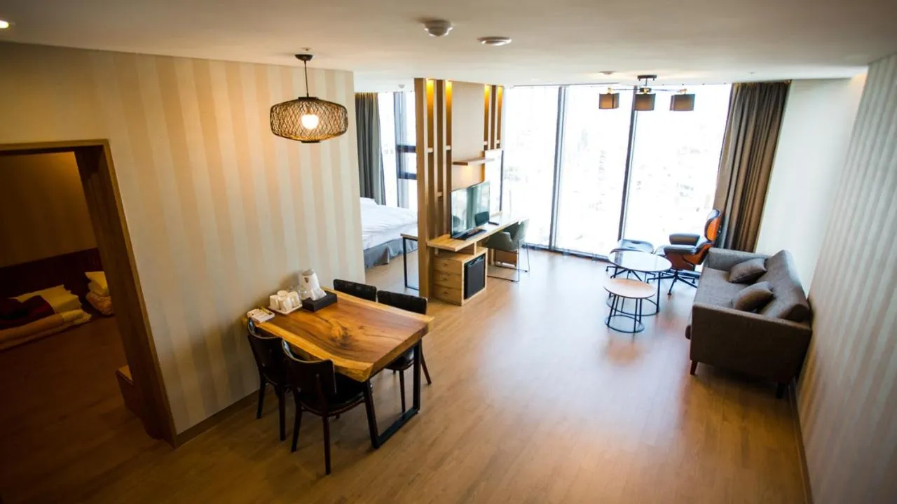 Day in J Square Hotel and Wedding