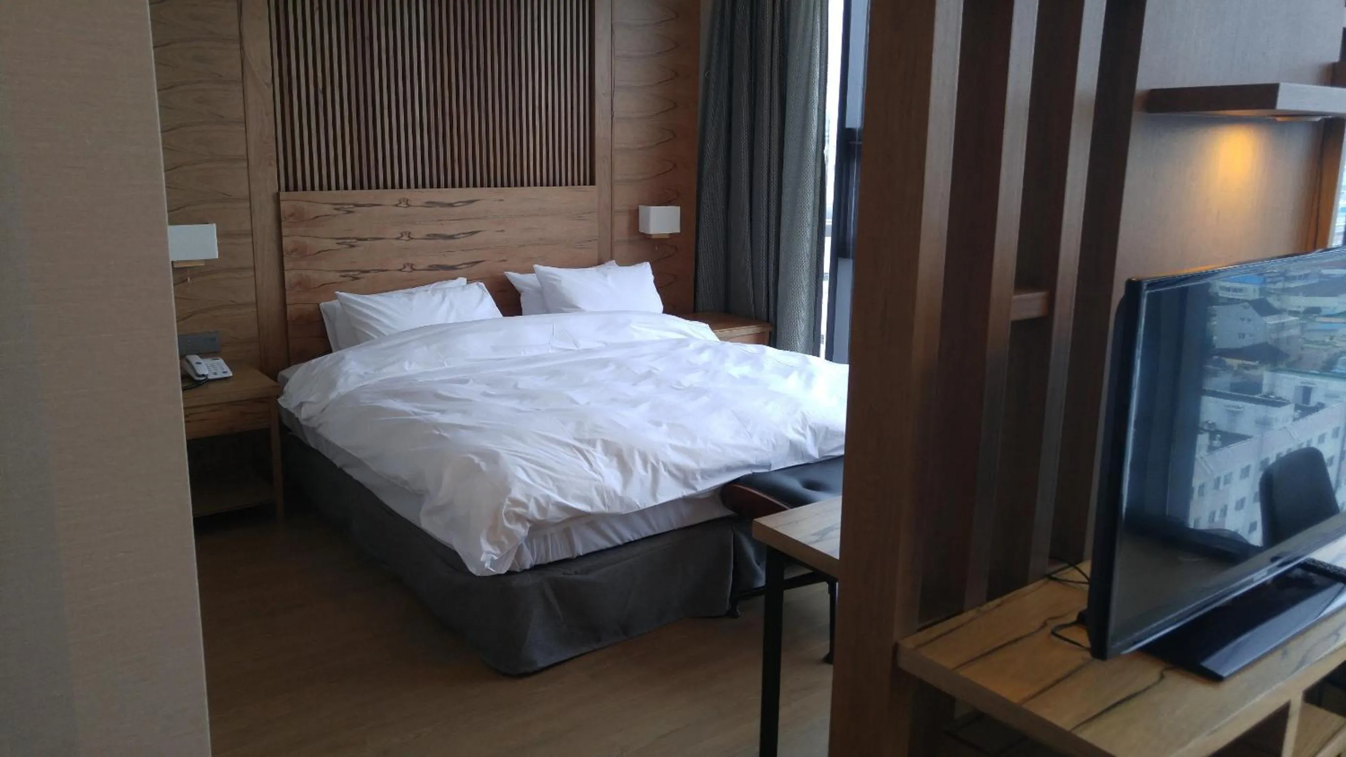 Photo of the whole room, Bed in J Square Hotel and Wedding