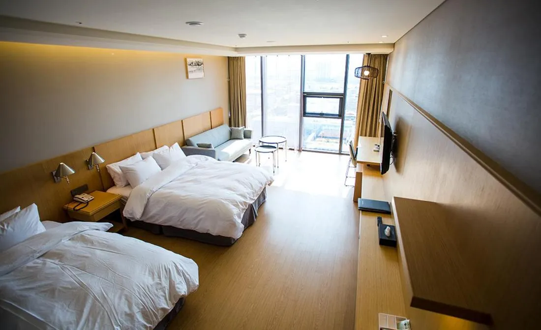 Bed in J Square Hotel and Wedding