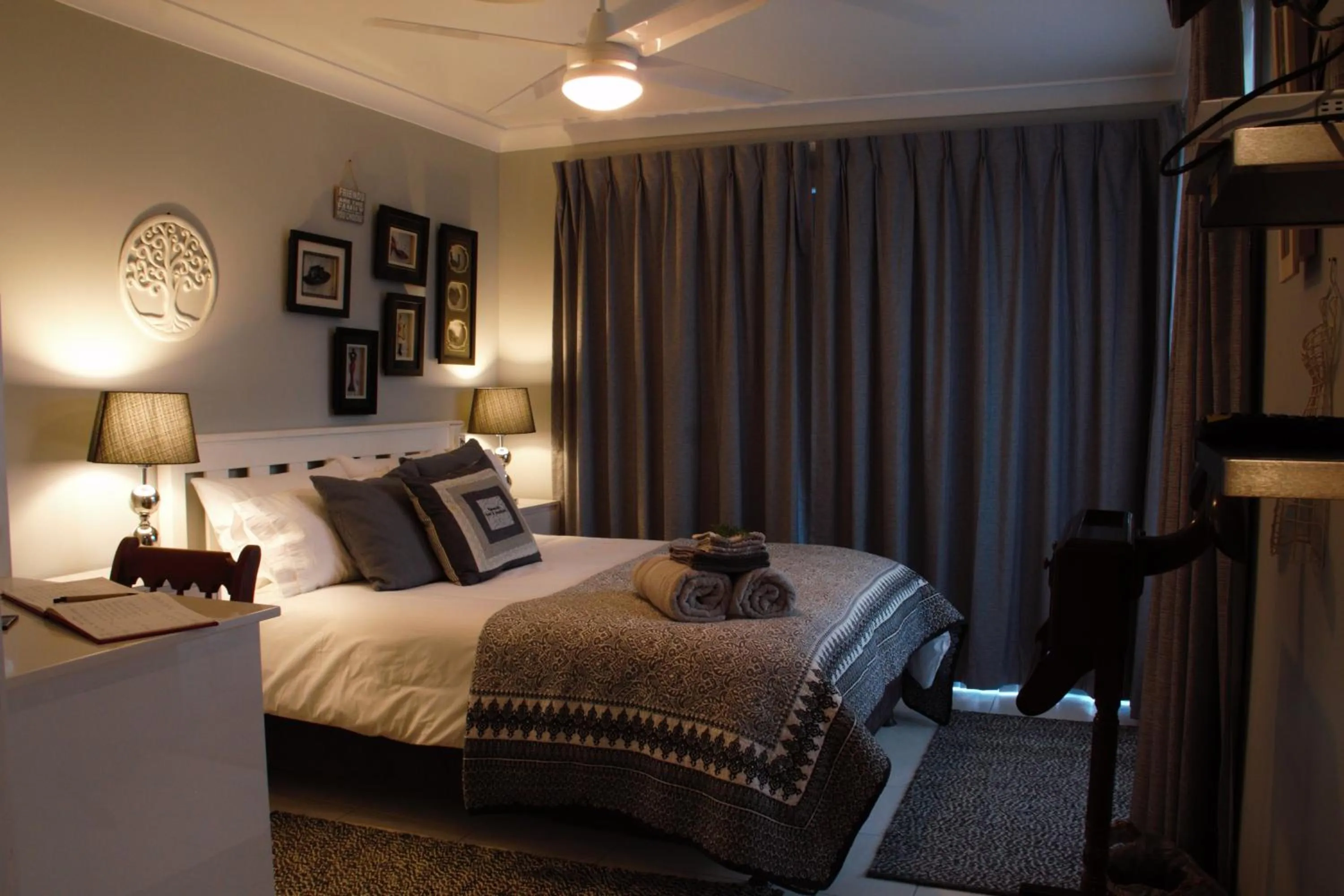 Decorative detail in Paperbark Bed & Breakfast