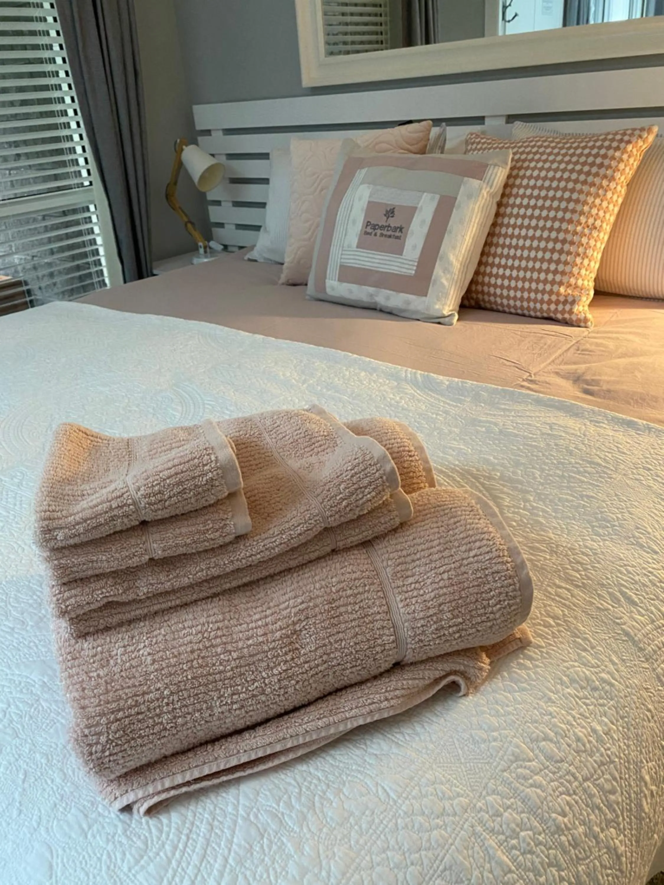 Bed in Paperbark Bed & Breakfast