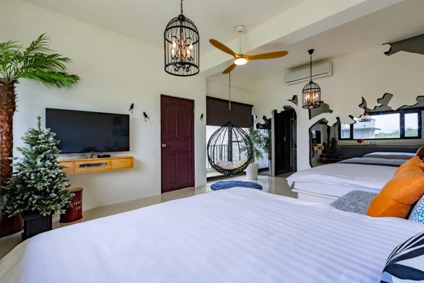 Bed in Hi Zebra Travel B&B