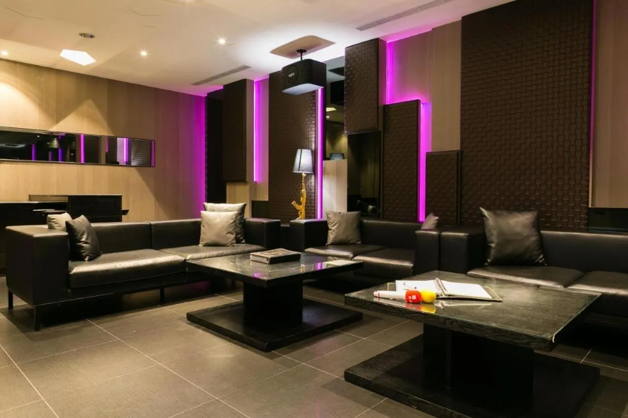 Photo of the whole room in M Hotel