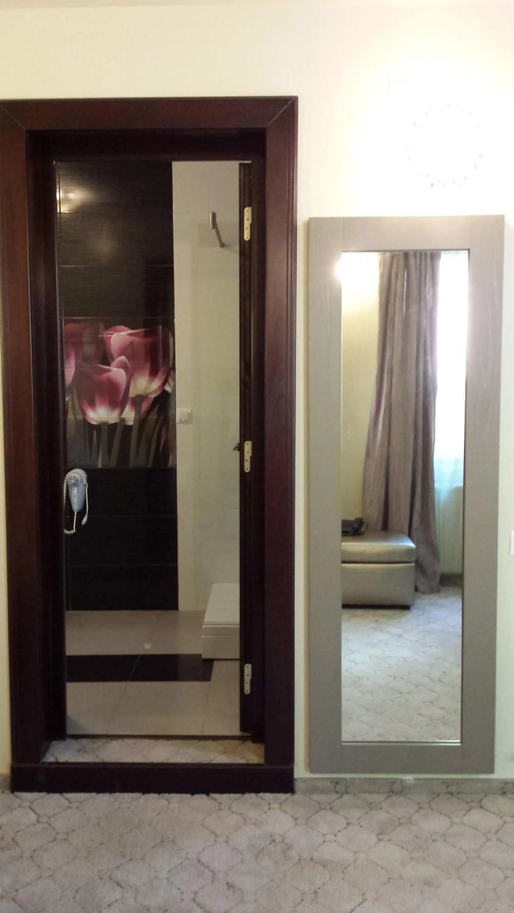 Bathroom in Pietrele lui Solomon