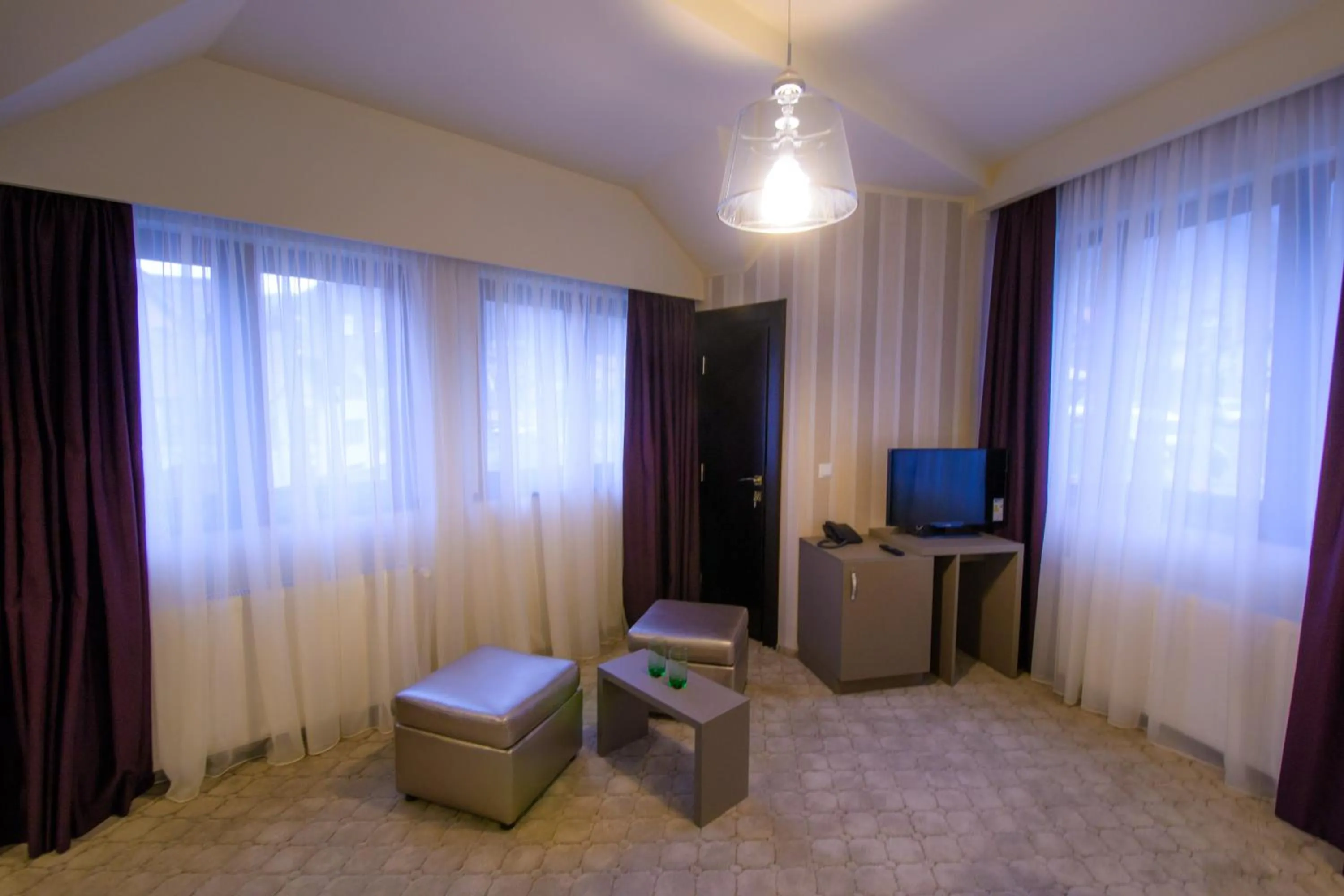 TV and multimedia in Pietrele lui Solomon