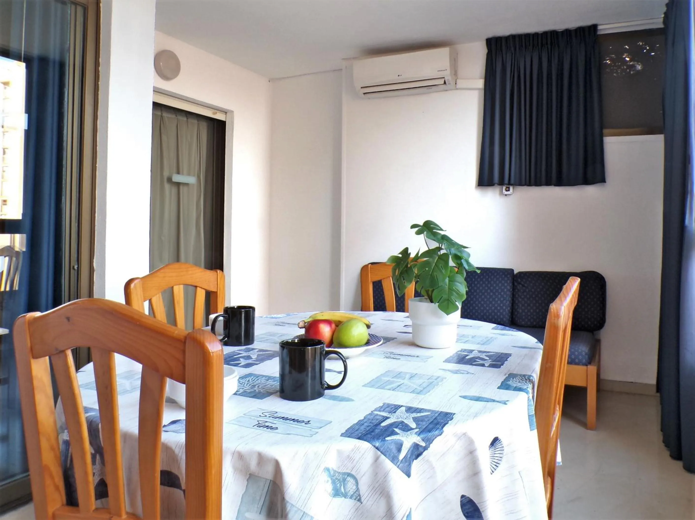 Balcony/Terrace in Apartamentos Gemelos 2 y 4 by Gestaltur