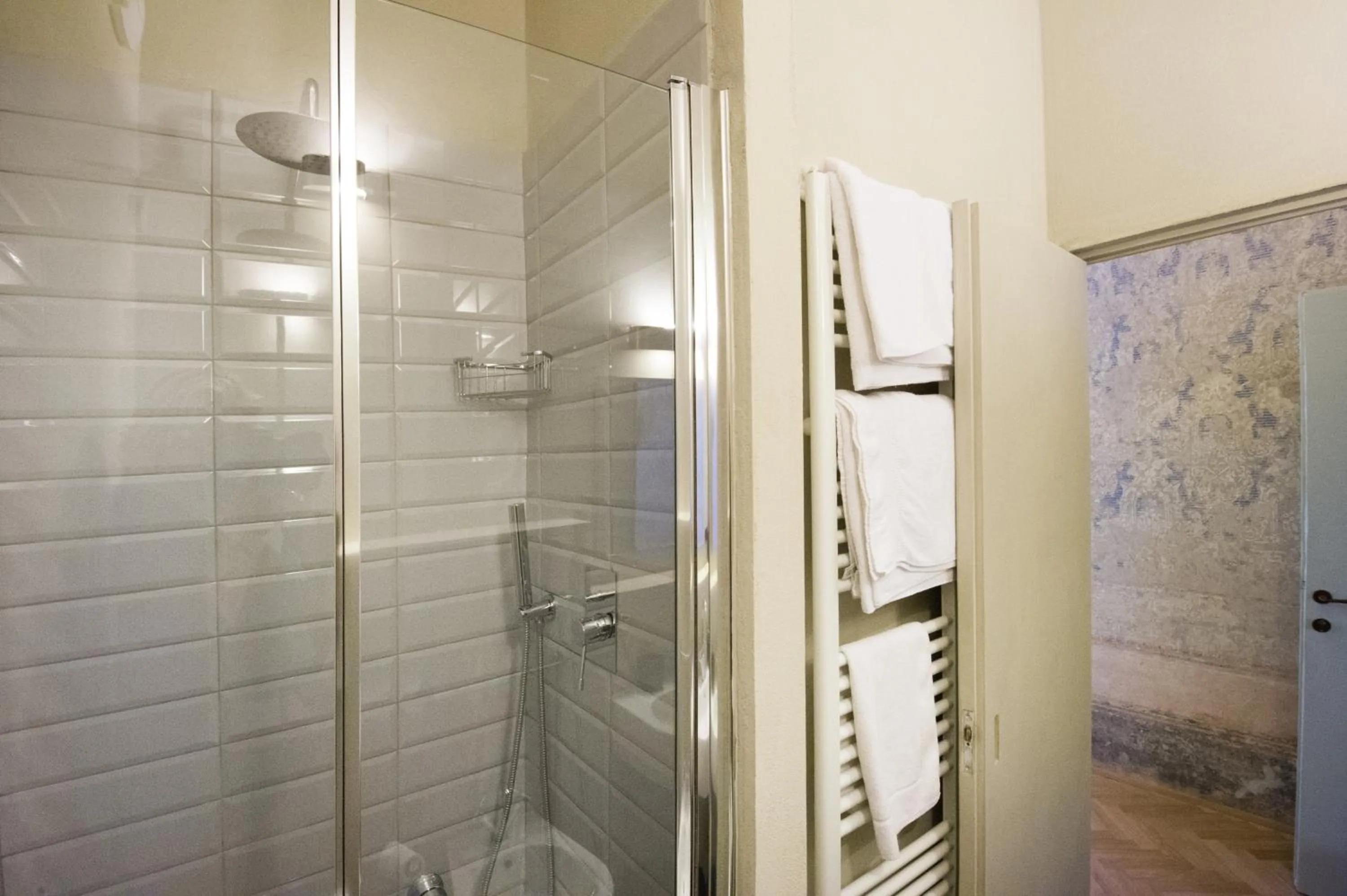 Bathroom in Il Piccolo Cavour Charming House B&B