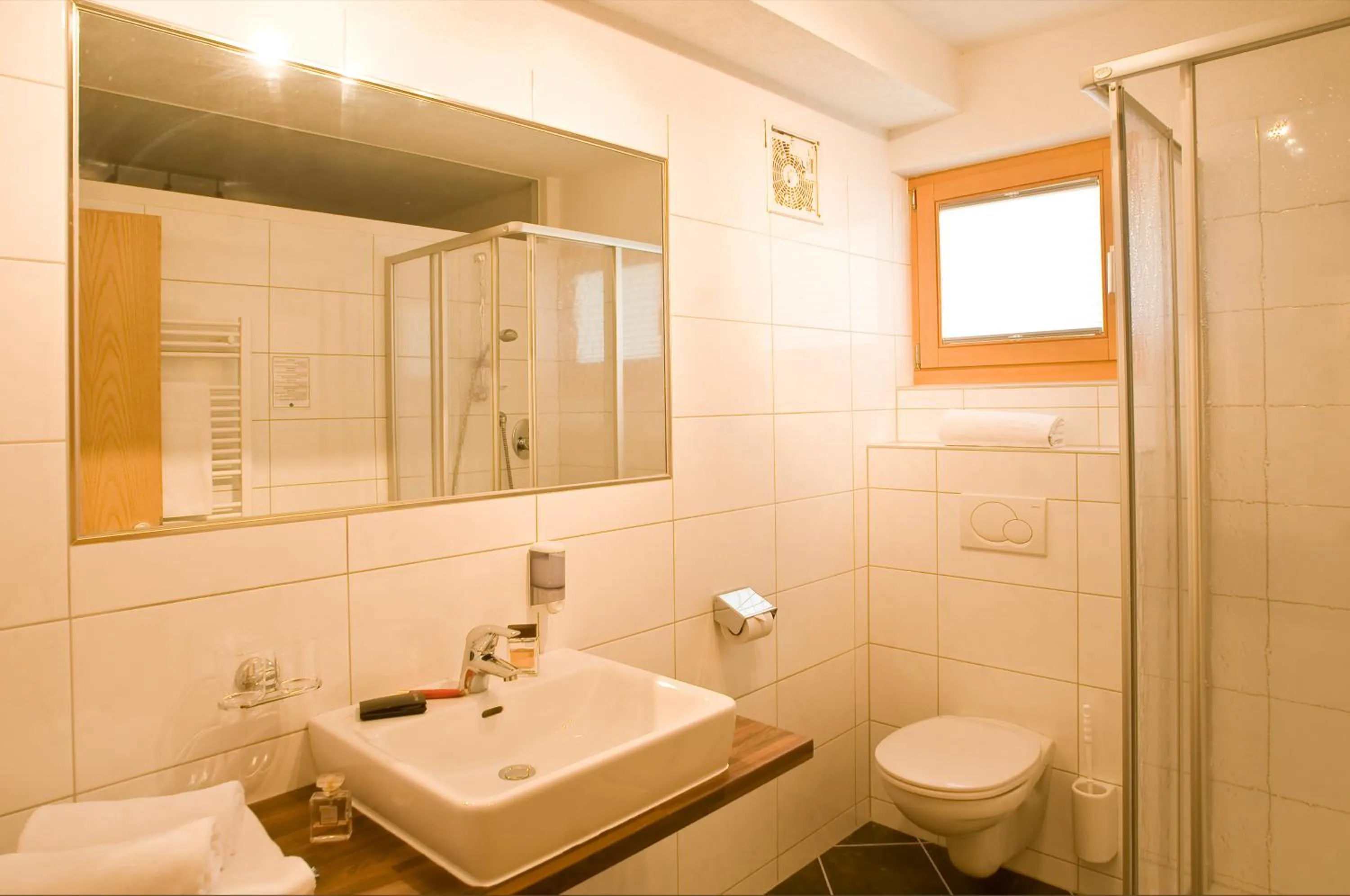 Bathroom in Hotel Lukas