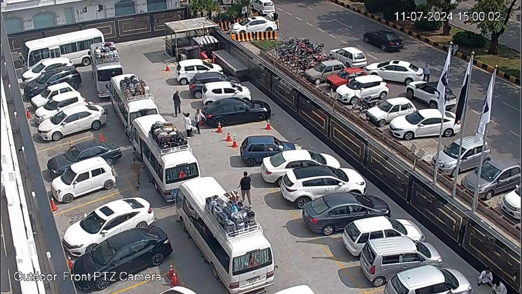 Parking in Islamabad Hotel