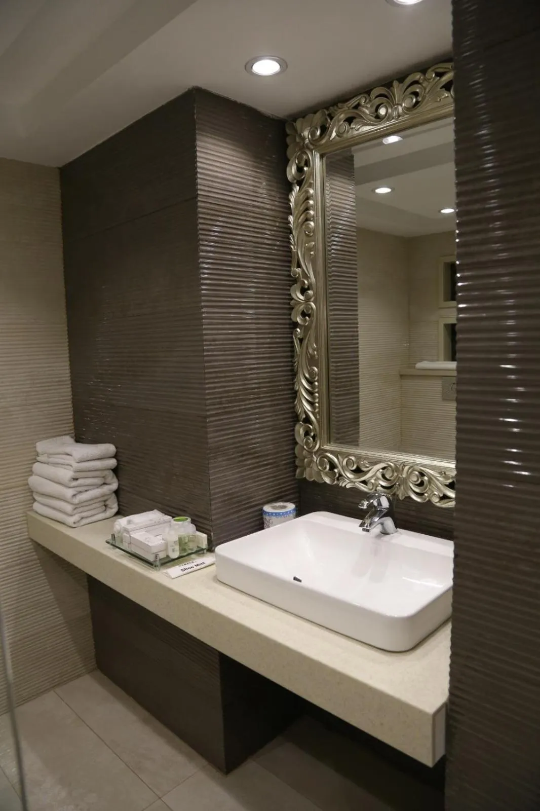 Bathroom in Islamabad Hotel